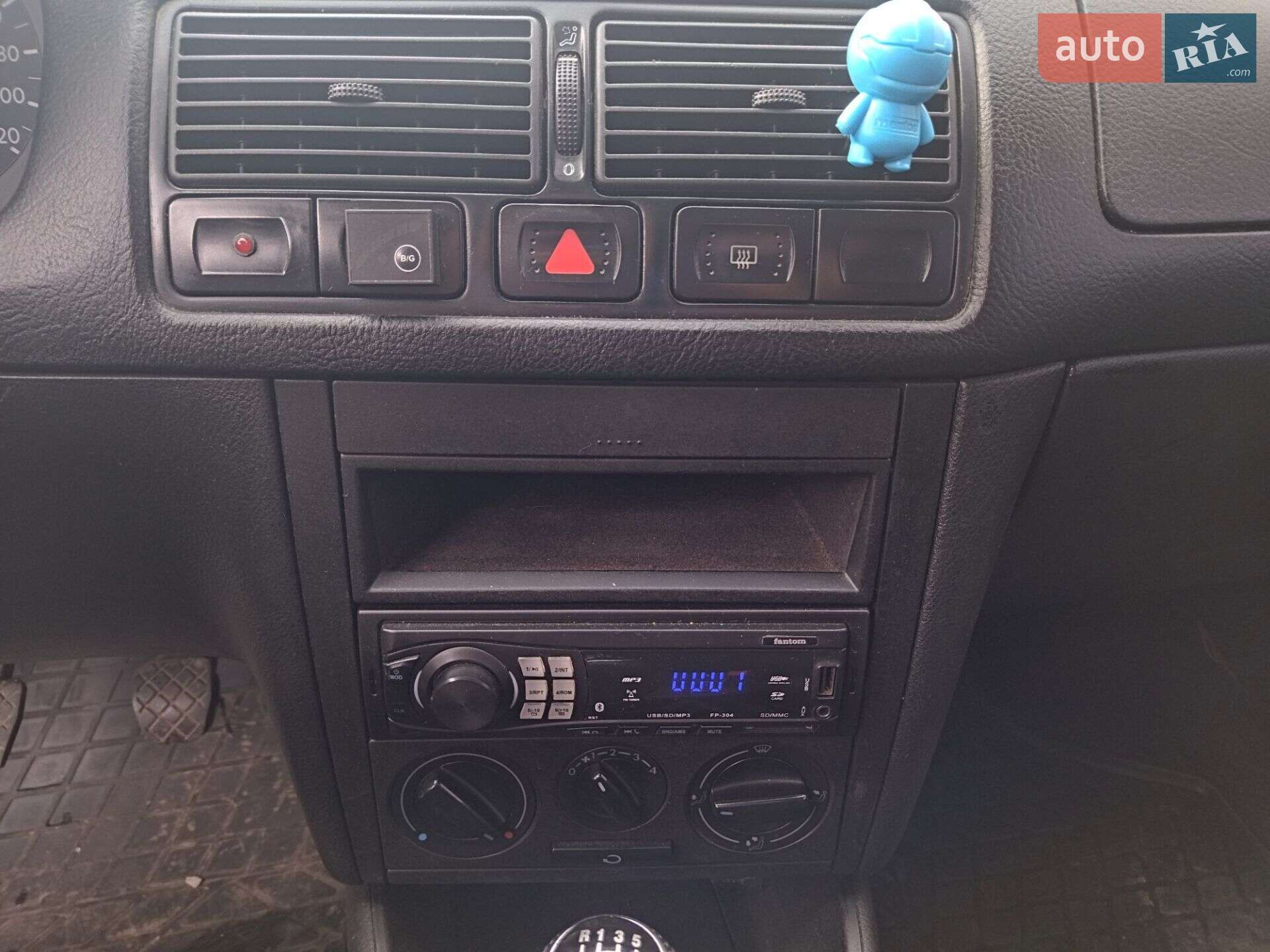Volkswagen Golf 1998 VIN WVWZZZ1JZXW045714 фото оголошення 29 з 35