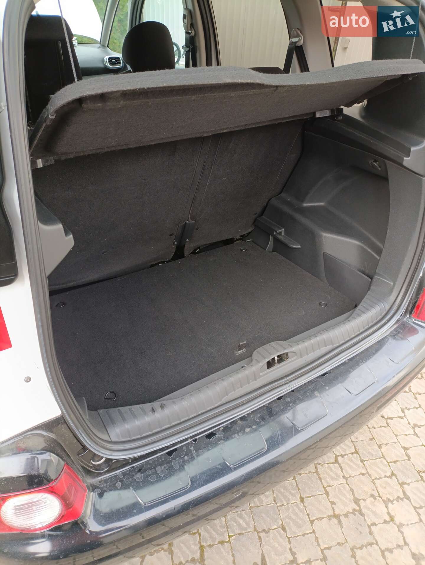 Citroen C3 Picasso 2015 VIN VF7SH9HP8FT548401 фото оголошення 40 з 40