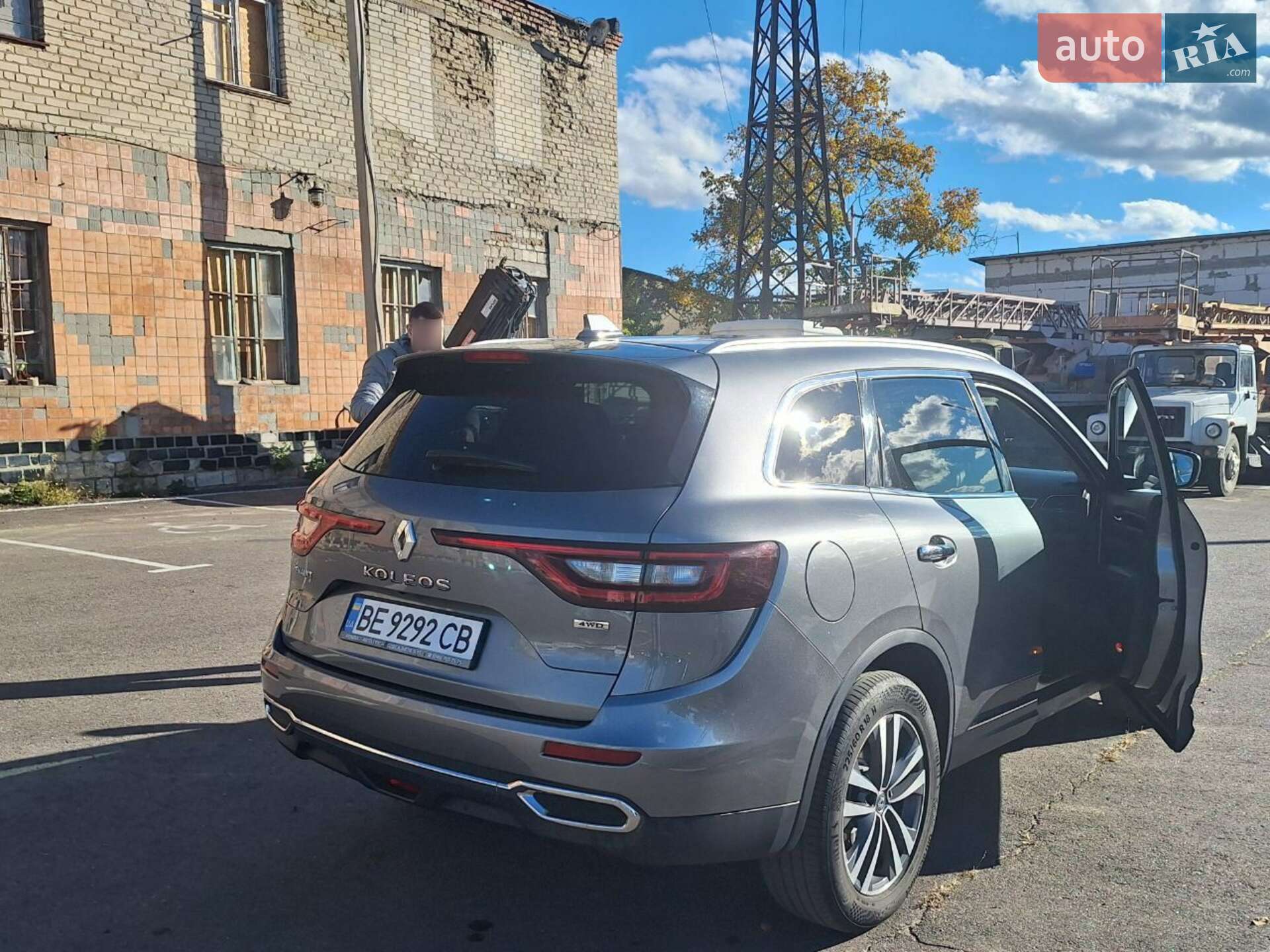 Renault Koleos 2017 VIN VF1RZG00559290193 фото оголошення 3 з 15