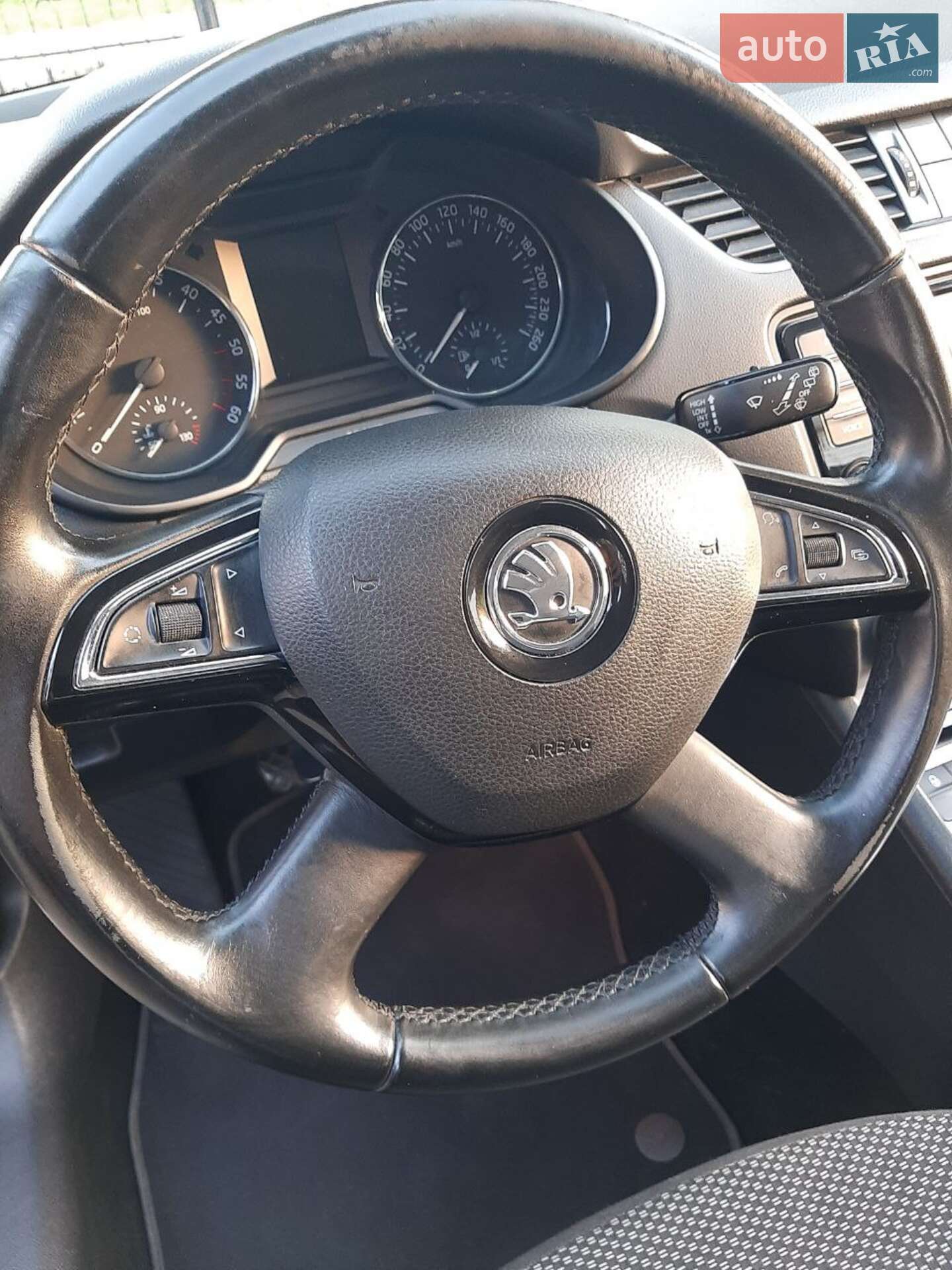 Skoda Octavia 2015 VIN TMBJG7NE4F0218061 фото оголошення 9 з 12