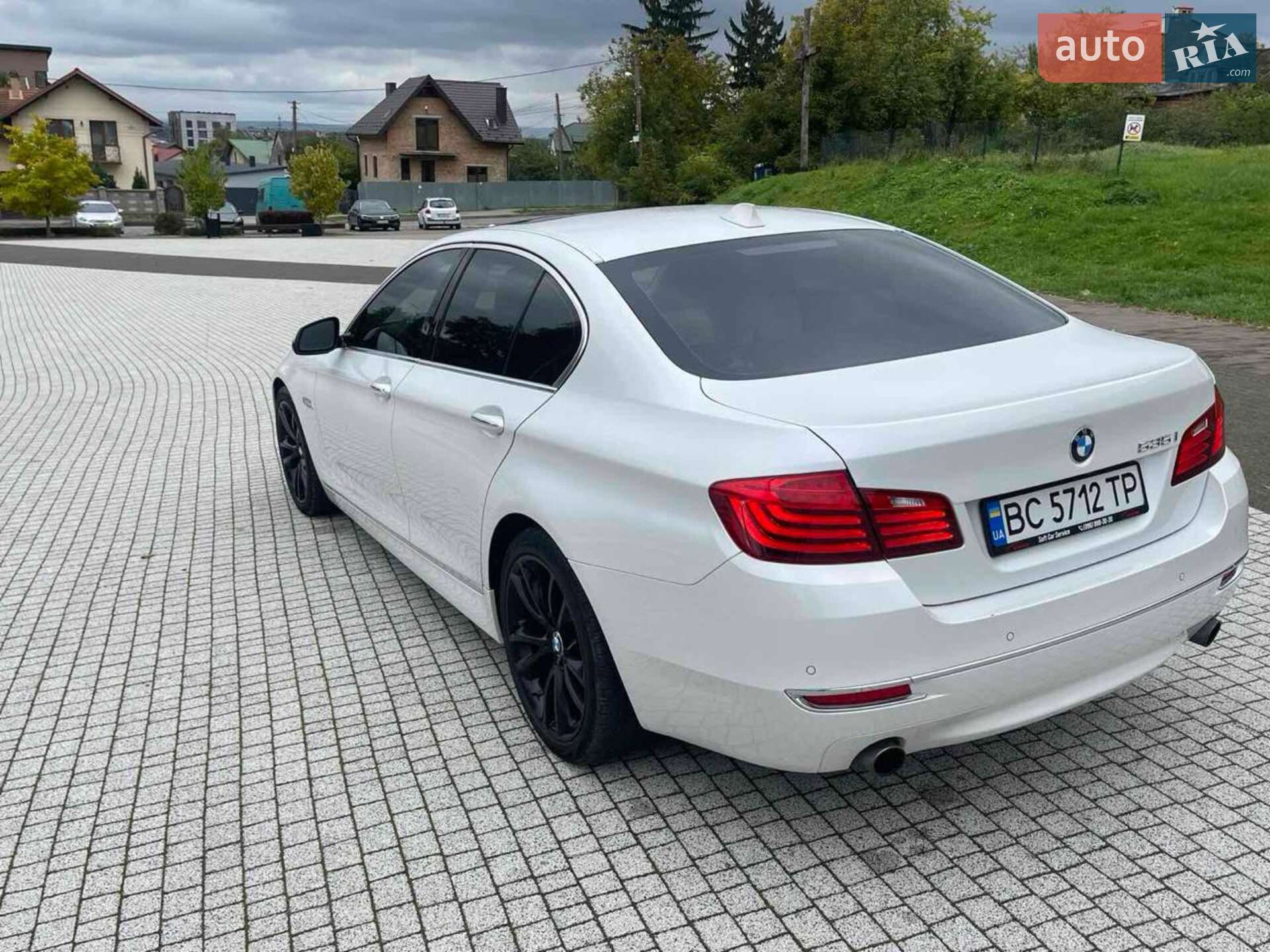 BMW 5 Series 2016 VIN WBA5B1C58GG134783 фото оголошення 6 з 17