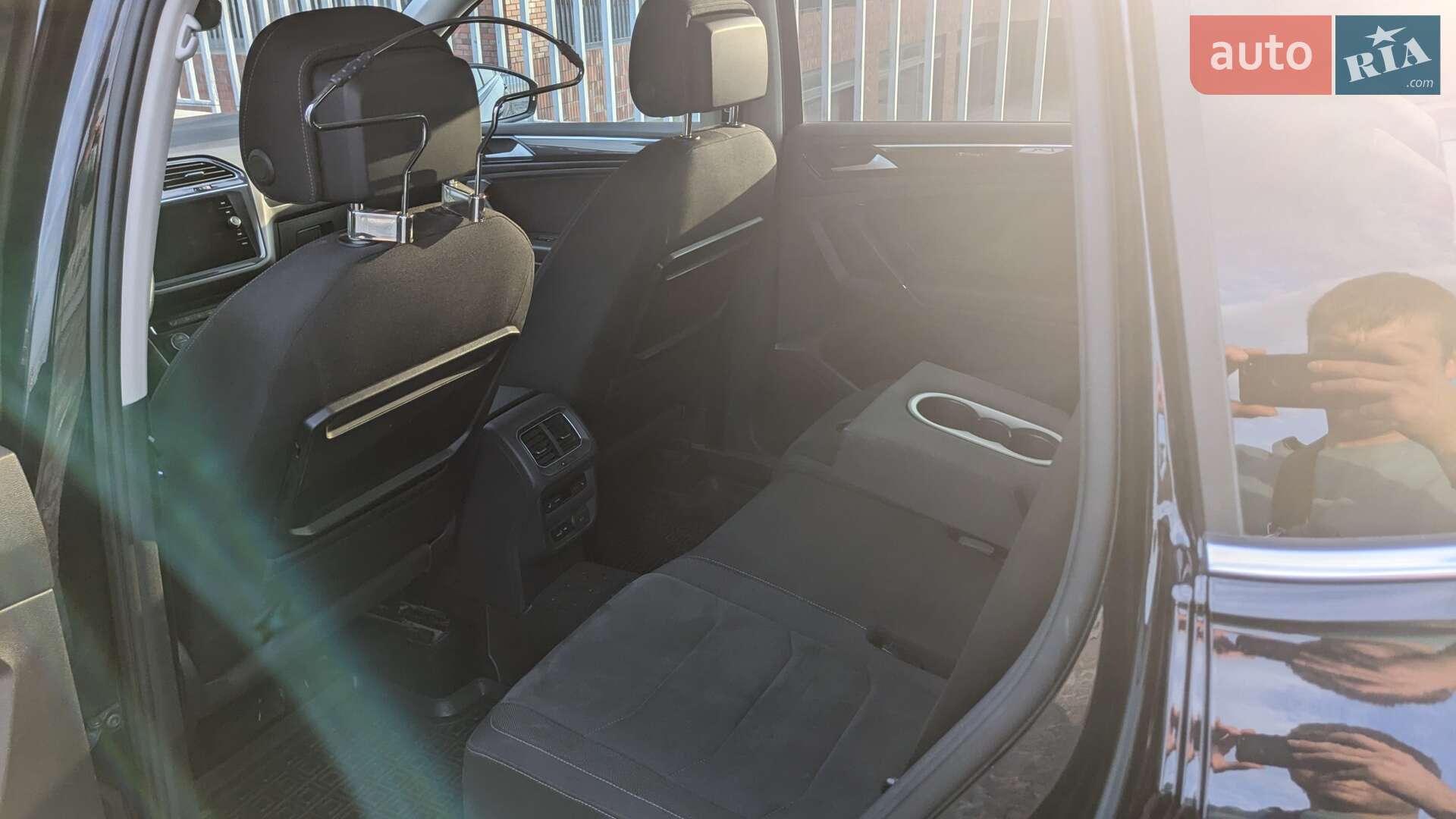 Volkswagen Tiguan 2018 VIN WVGZZZ5NZJM138560 фото оголошення 19 з 34