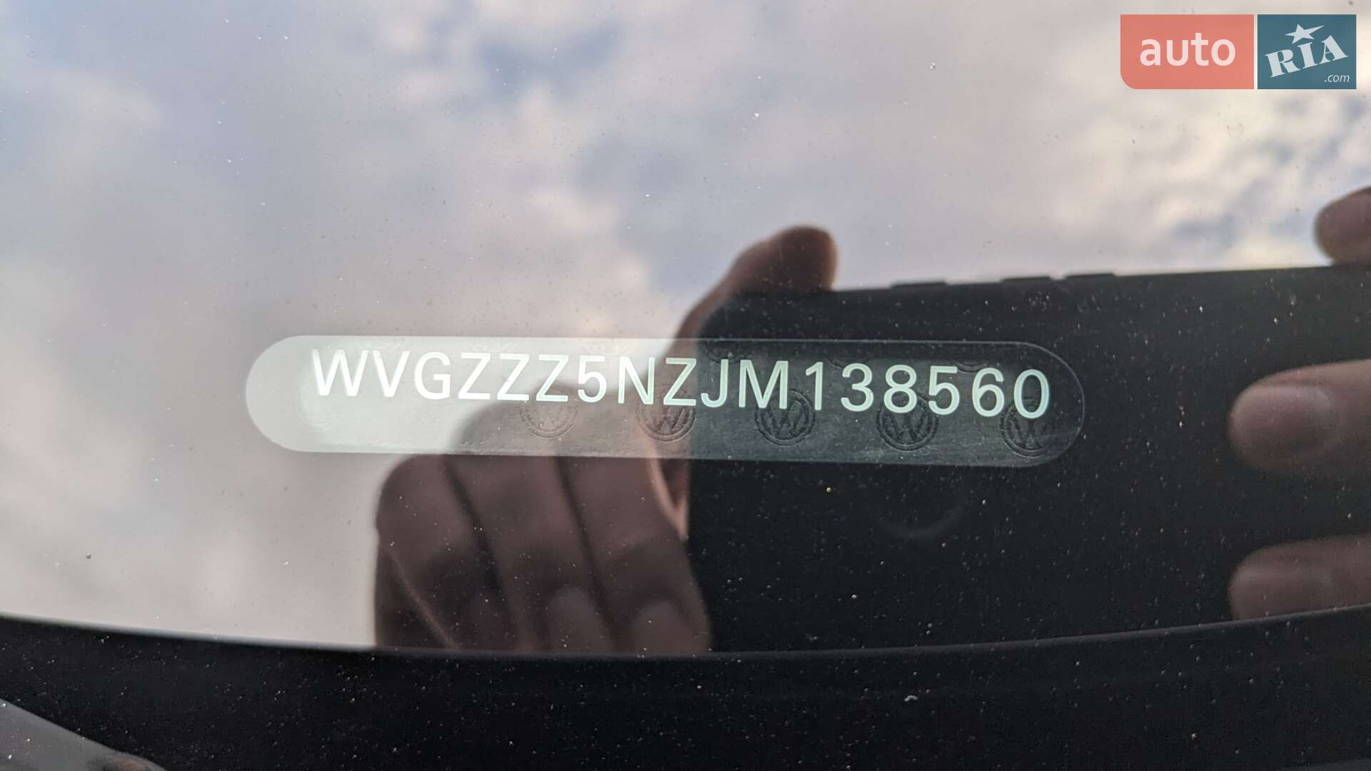 Volkswagen Tiguan 2018 VIN WVGZZZ5NZJM138560 фото оголошення 32 з 34