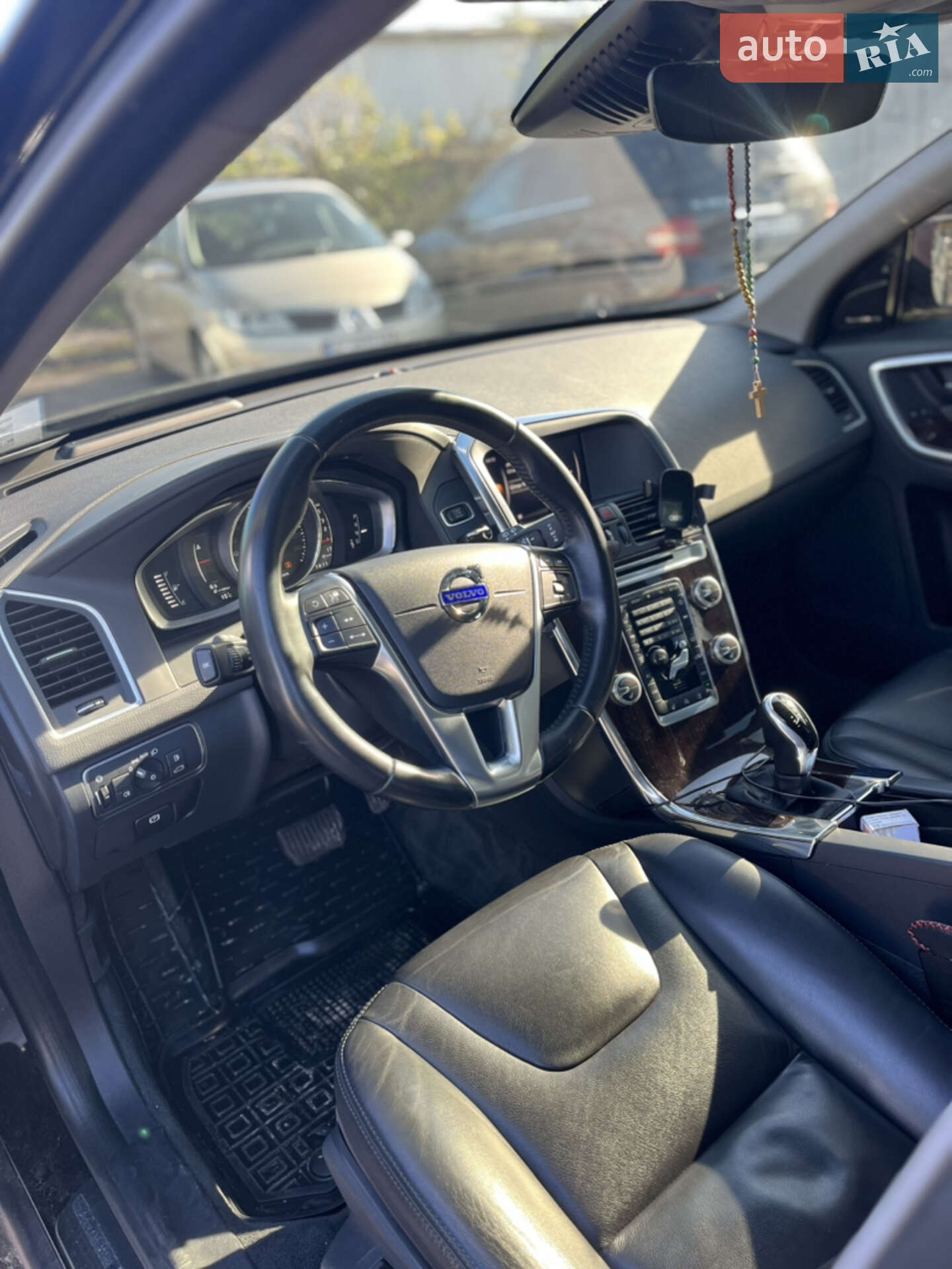 Volvo XC60 2017 VIN YV1DZA8BDH2202481 фото оголошення 17 з 18