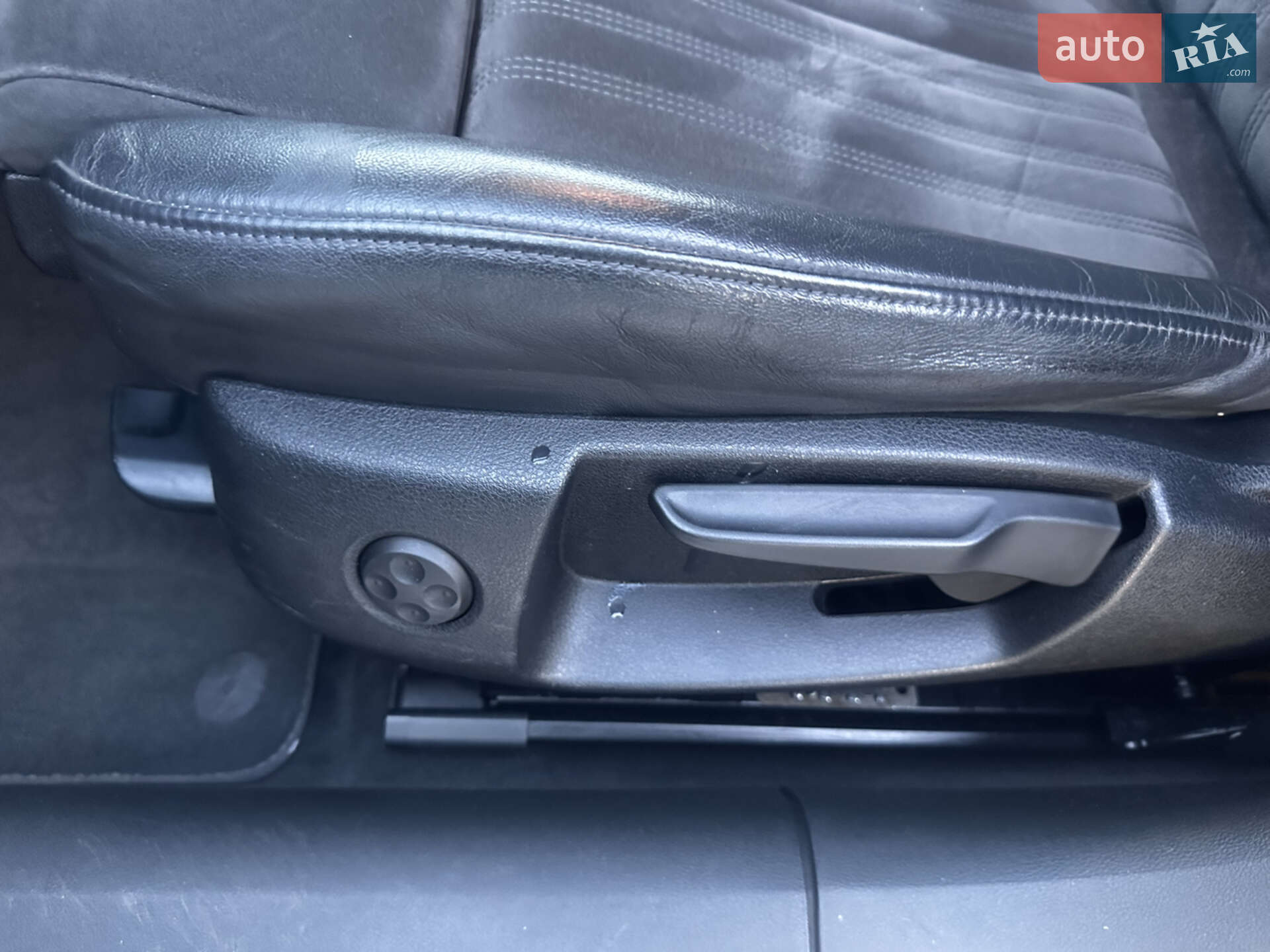 Audi A6 2014 VIN WAUZZZ4G4EN138057 фото оголошення 17 з 22
