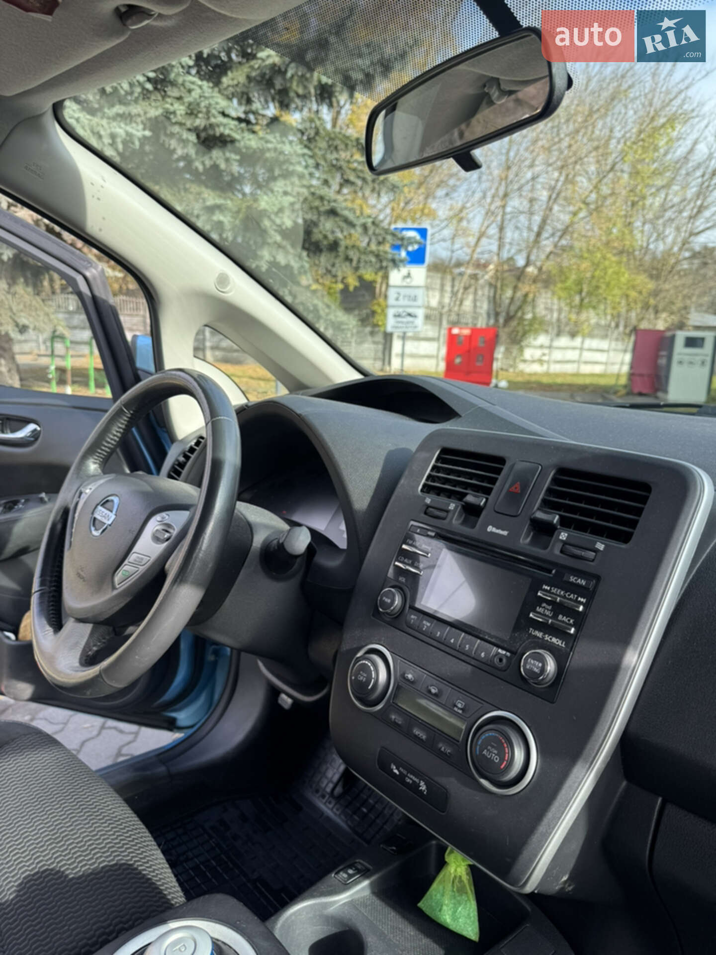 Nissan Leaf 2015 VIN 1N4AZ0CP0FC325957 фото оголошення 7 з 12
