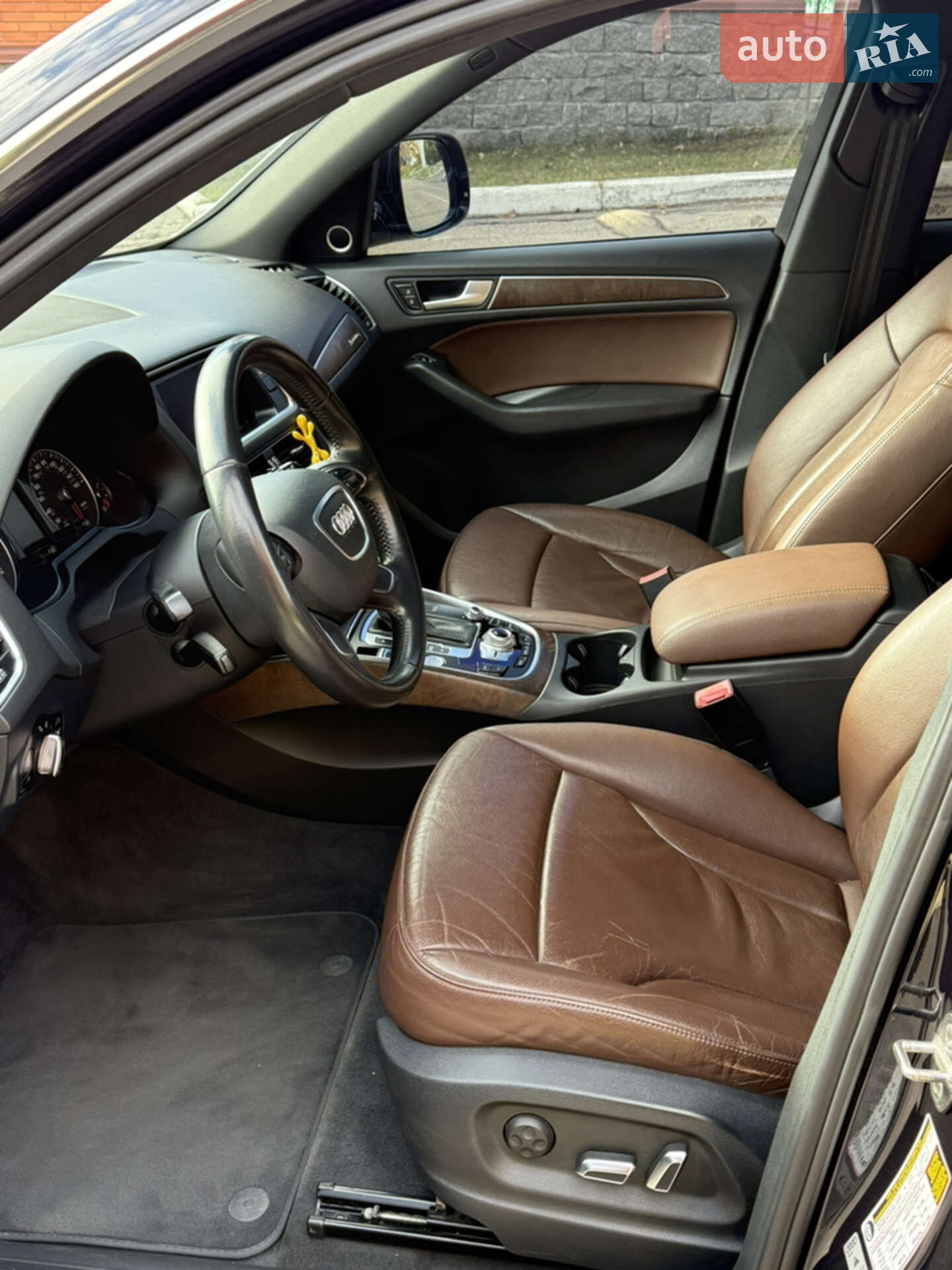 Audi Q5 2014 VIN WA1LFAFP6EA123951 фото оголошення 16 з 25