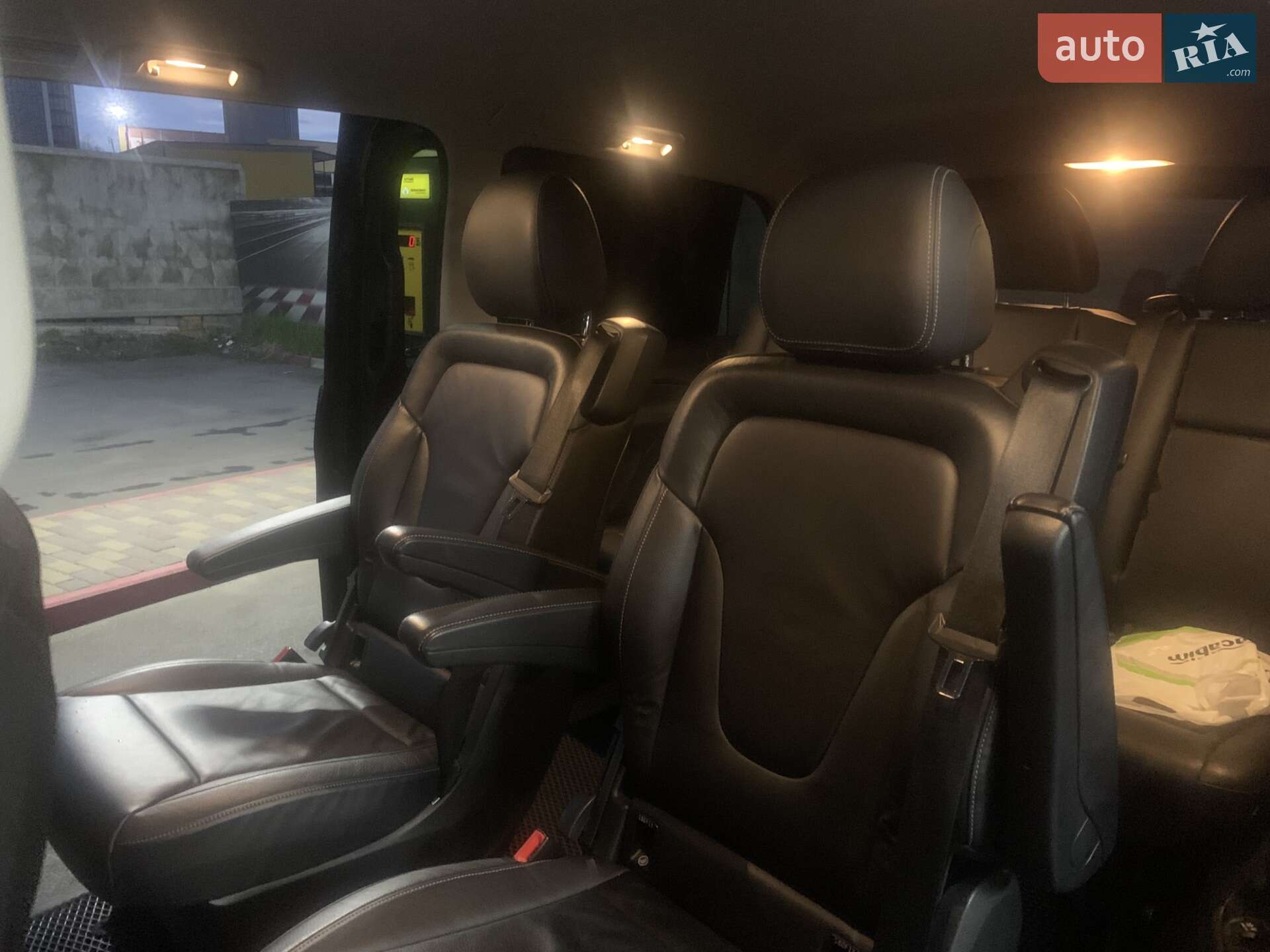 Mercedes-Benz Metris 2016 VIN WD4PG2EE2G3156856 фото оголошення 5 з 8