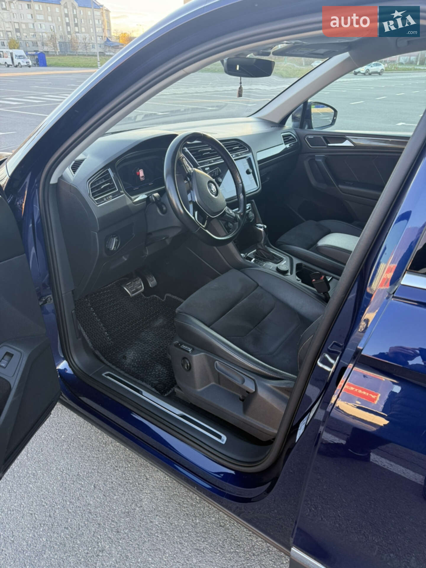 Volkswagen Tiguan 2020 VIN WVGZZZ5NZLW415807 фото оголошення 25 з 25
