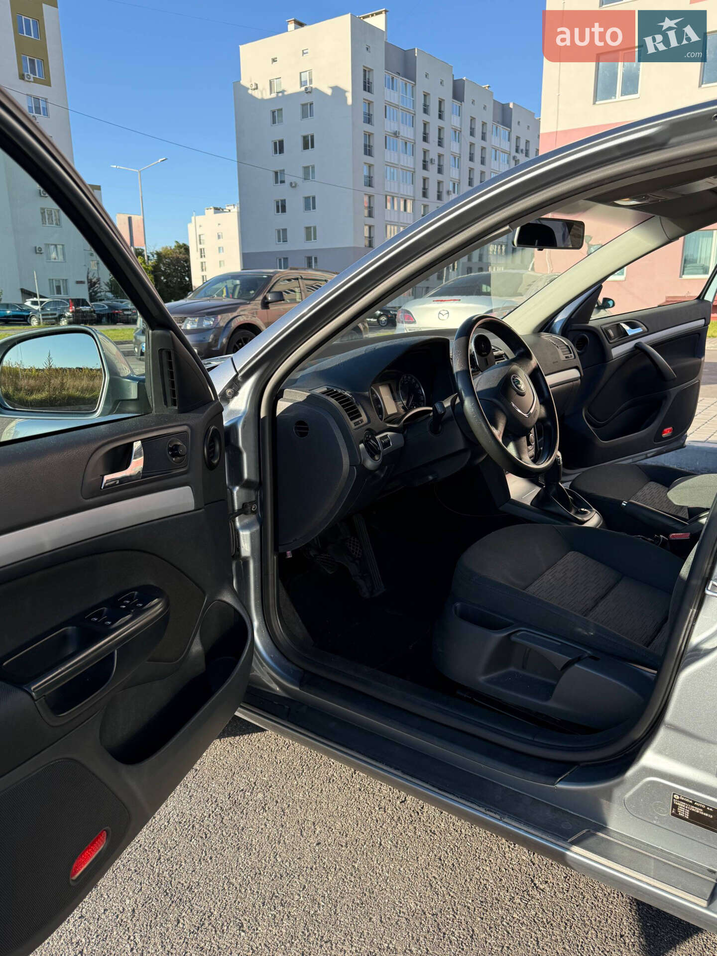 Skoda Octavia 2012 VIN Y6UBK41Z6CB154812 фото оголошення 23 з 34
