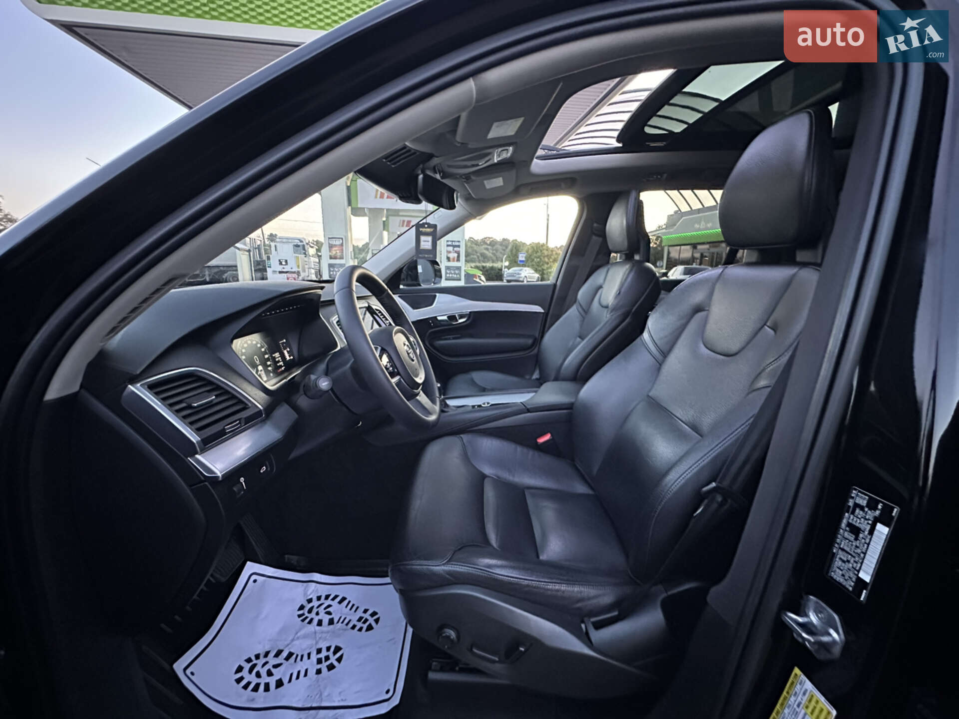 Volvo XC90 2016 VIN YV4102XK9H1142261 фото оголошення 15 з 152