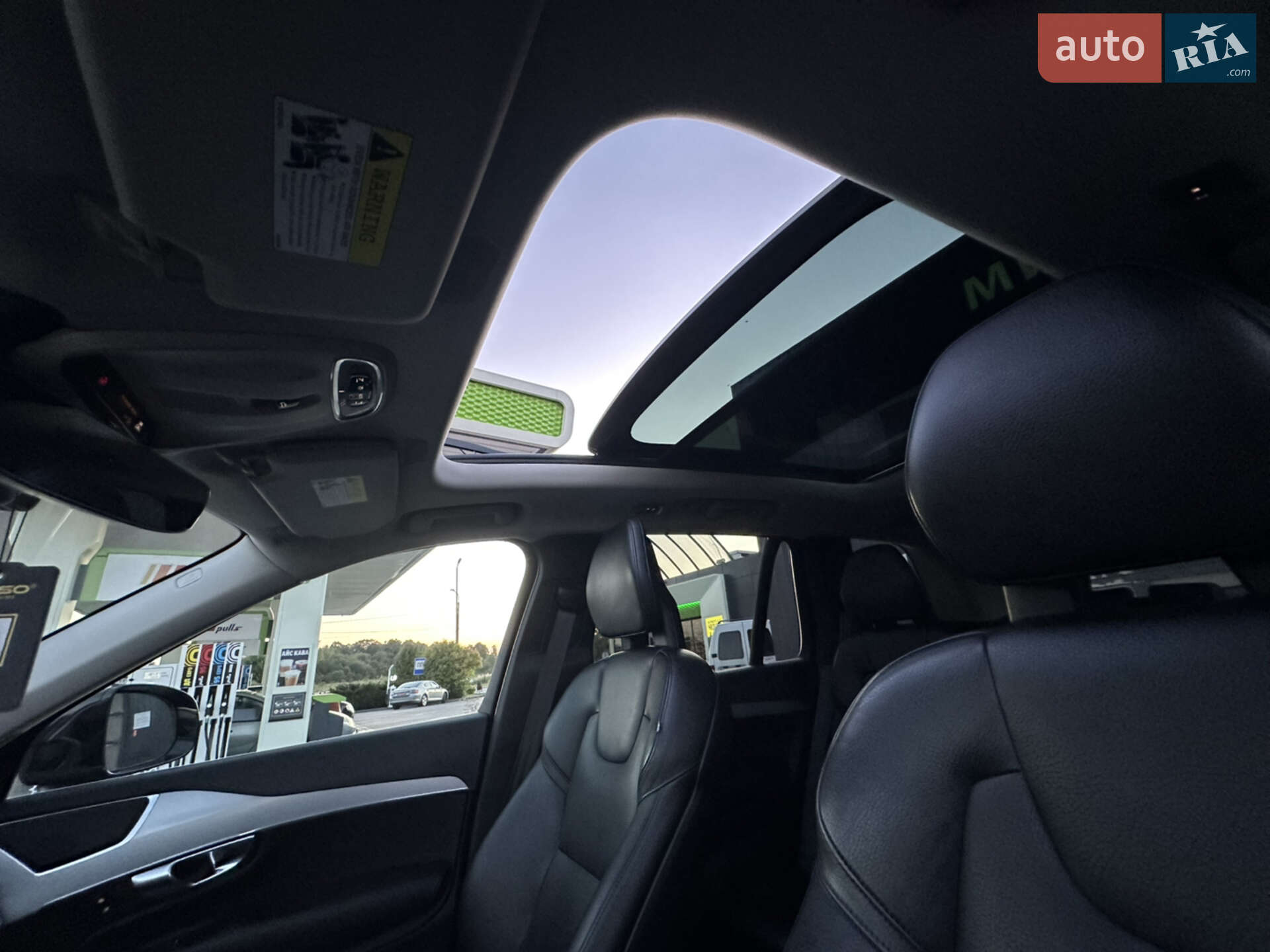 Volvo XC90 2016 VIN YV4102XK9H1142261 фото оголошення 20 з 152