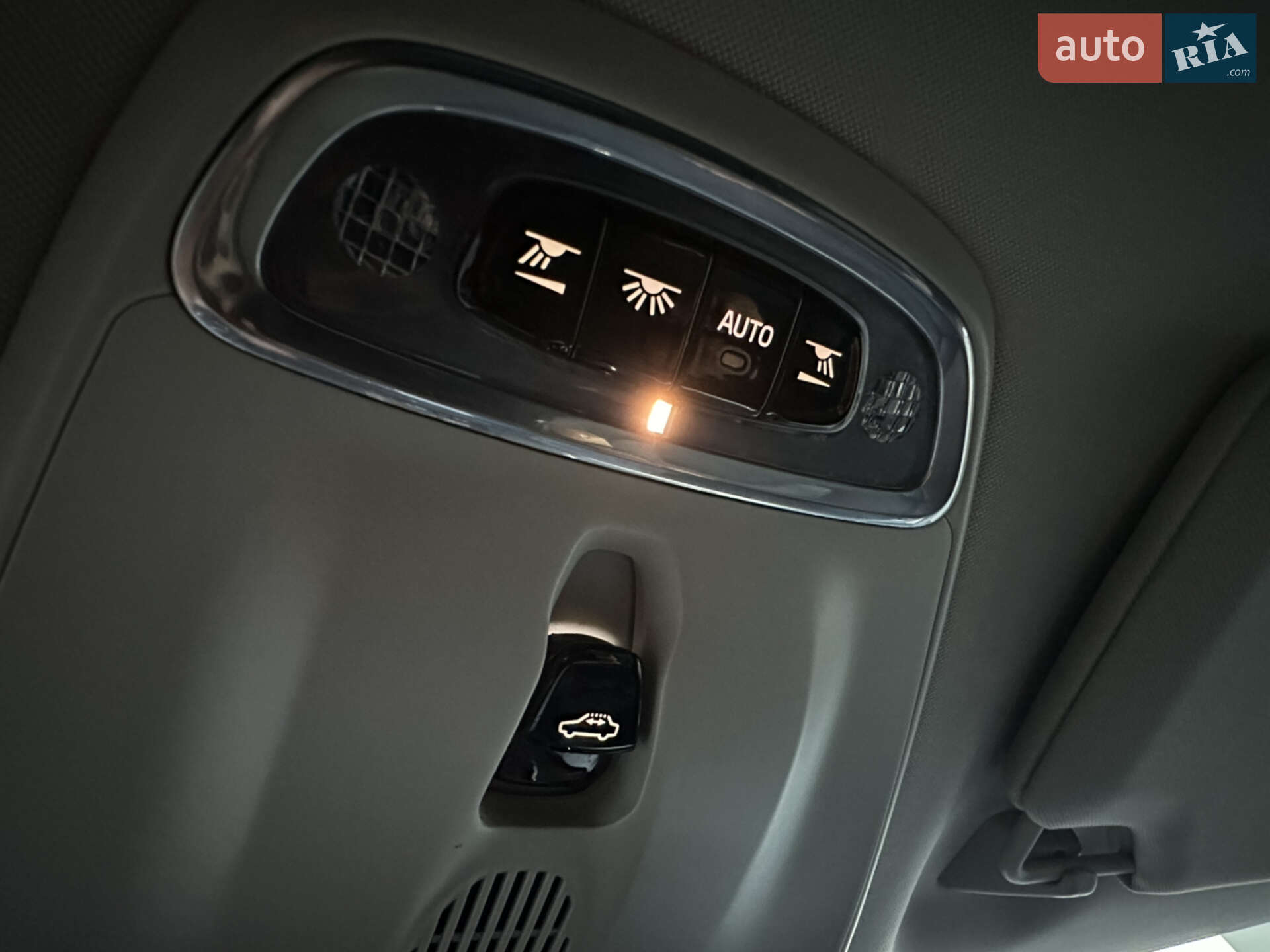 Volvo XC90 2016 VIN YV4102XK9H1142261 фото оголошення 30 з 152