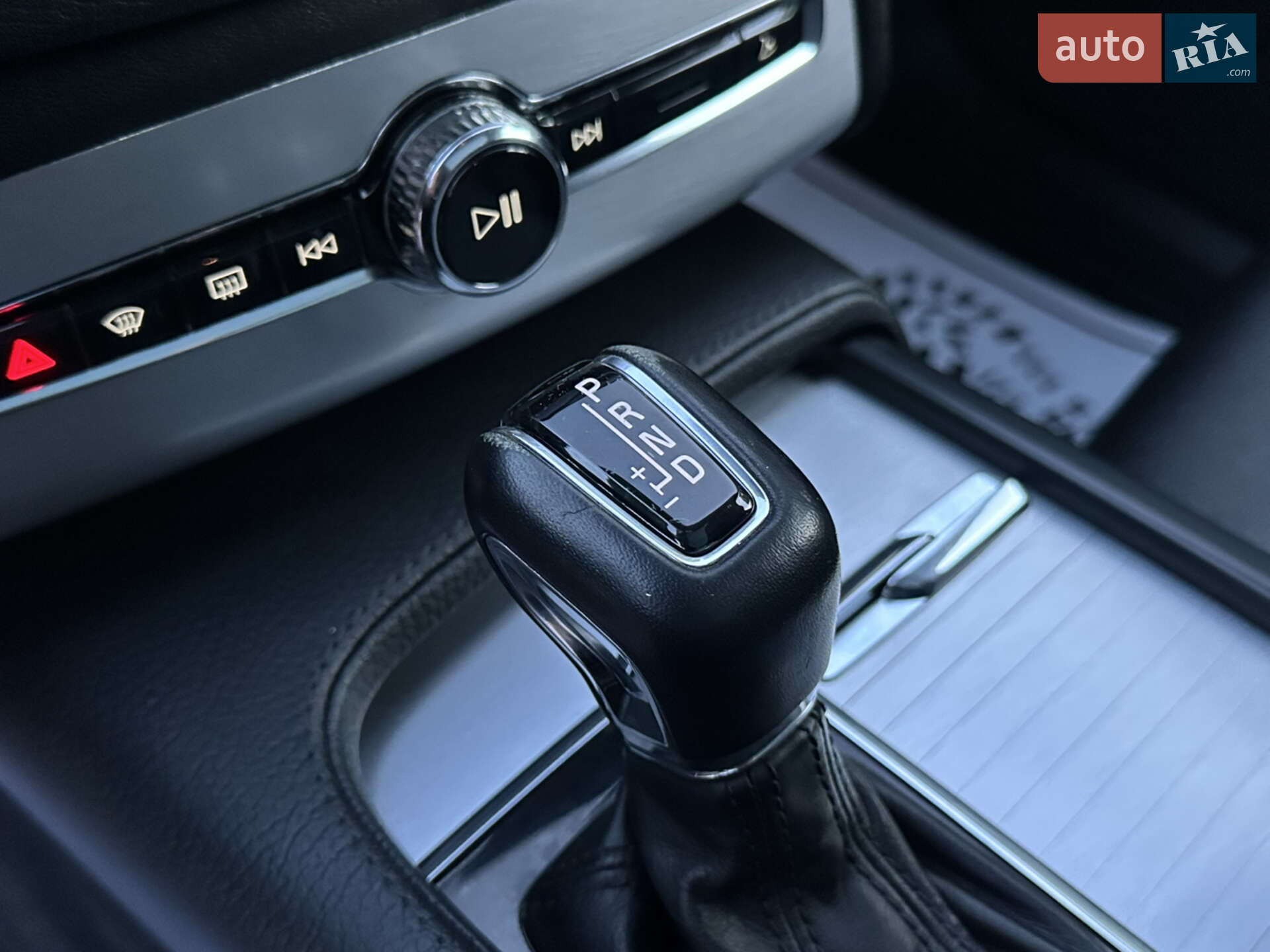 Volvo XC90 2016 VIN YV4102XK9H1142261 фото оголошення 35 з 152