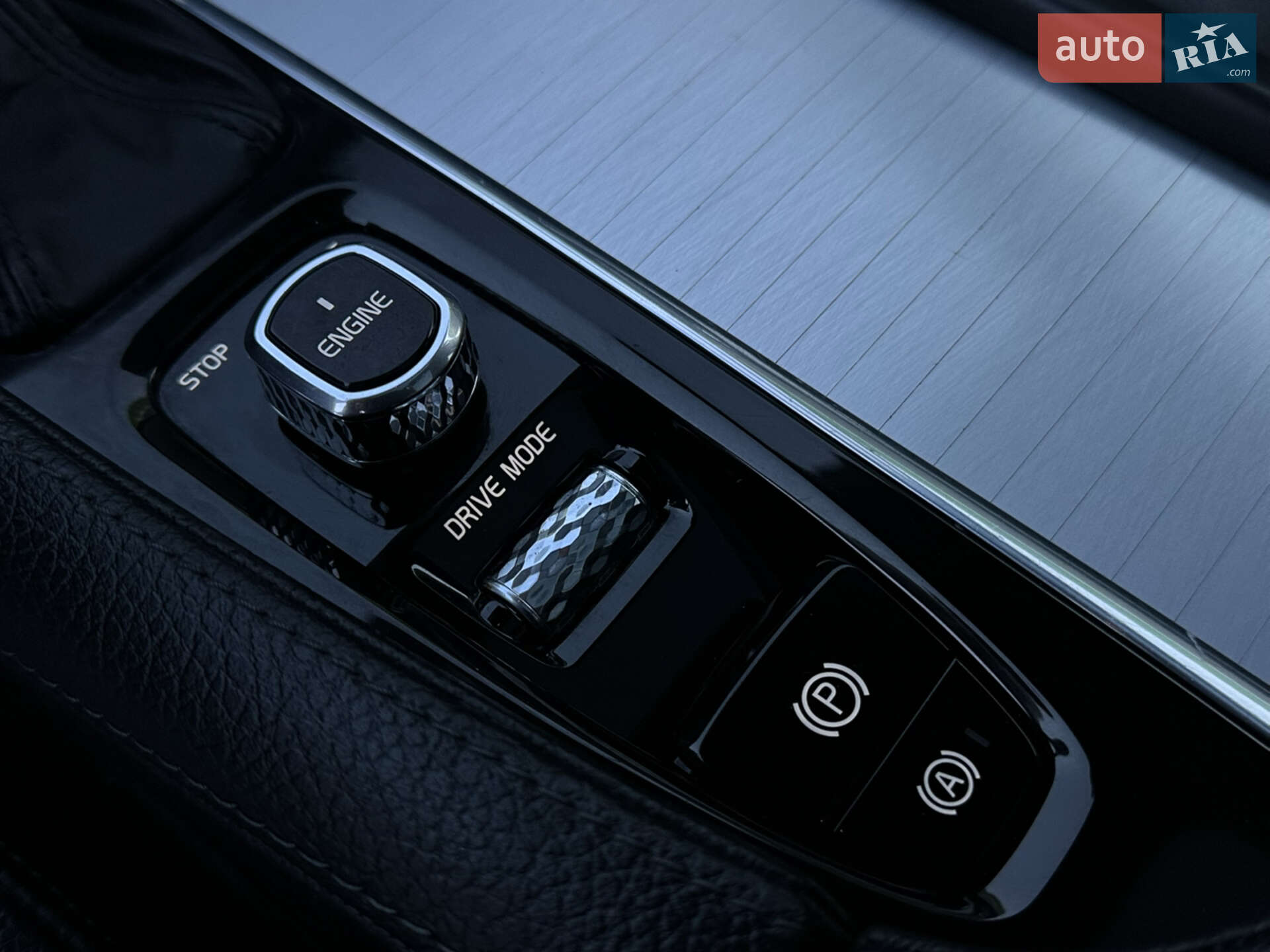 Volvo XC90 2016 VIN YV4102XK9H1142261 фото оголошення 36 з 152