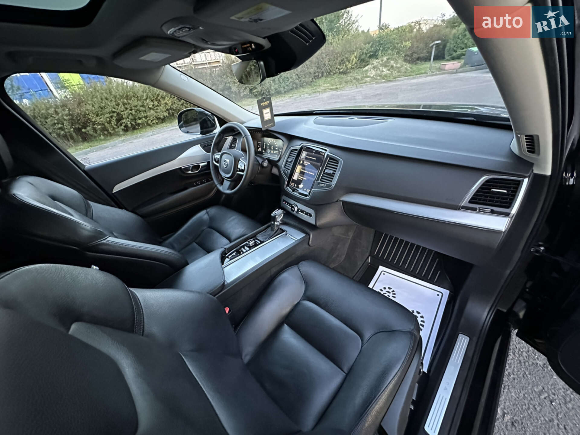 Volvo XC90 2016 VIN YV4102XK9H1142261 фото оголошення 46 з 152