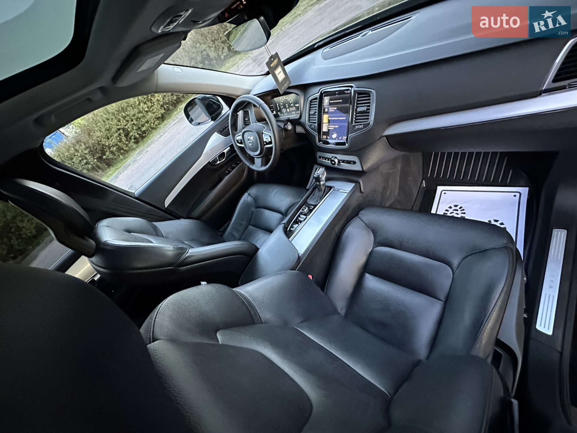 Volvo XC90 2016 VIN YV4102XK9H1142261 фото оголошення 47 з 152