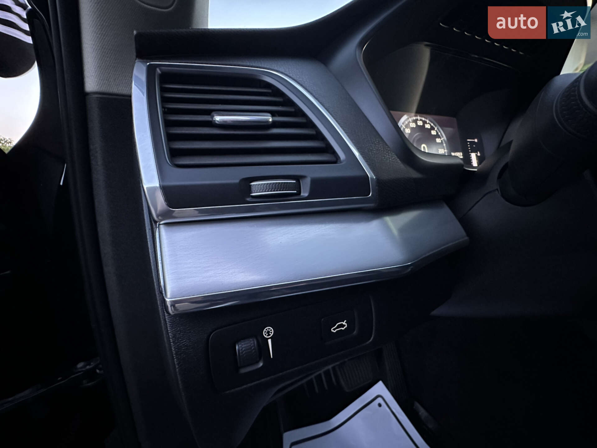 Volvo XC90 2016 VIN YV4102XK9H1142261 фото оголошення 84 з 152