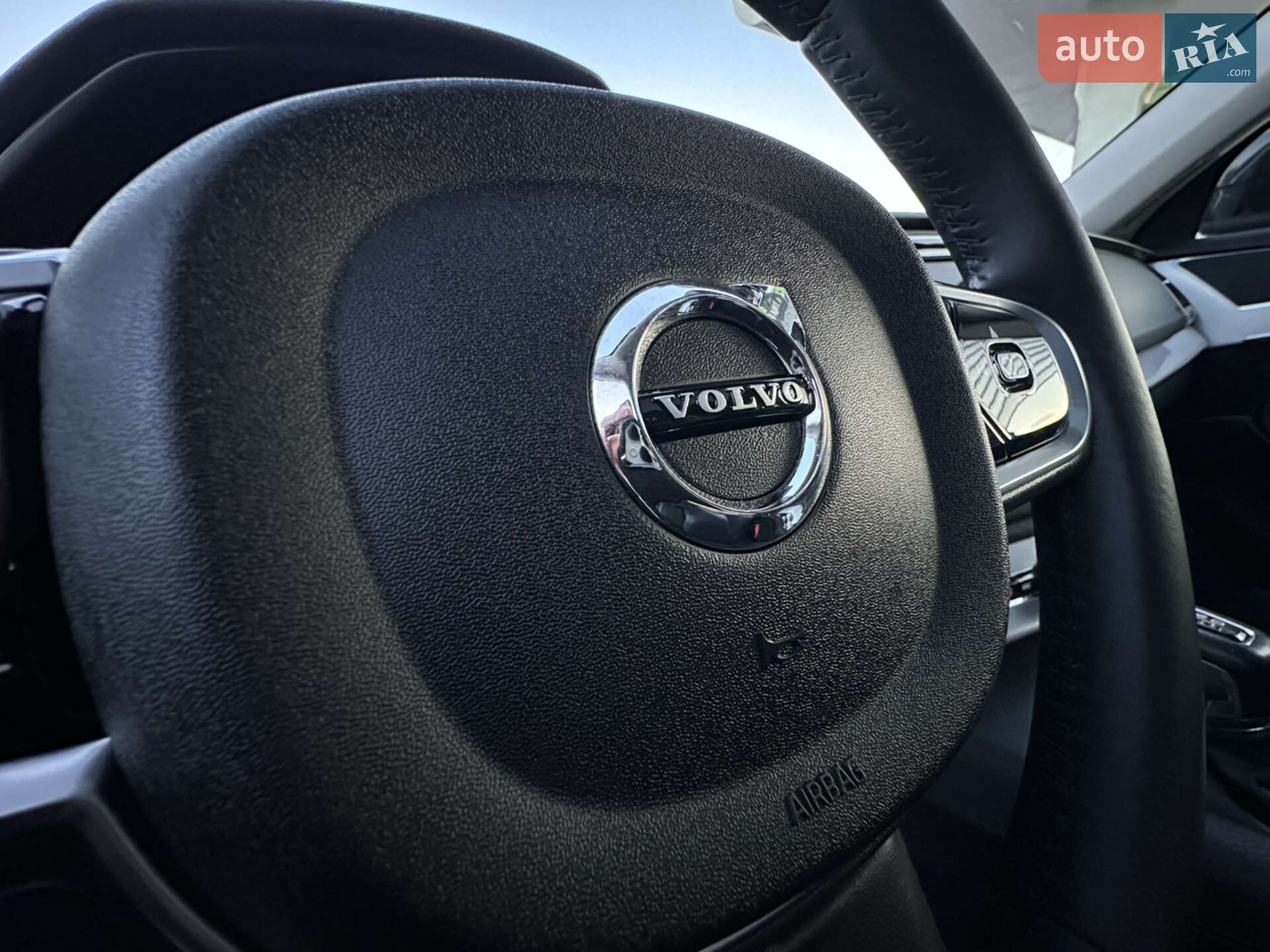 Volvo XC90 2016 VIN YV4102XK9H1142261 фото оголошення 83 з 152