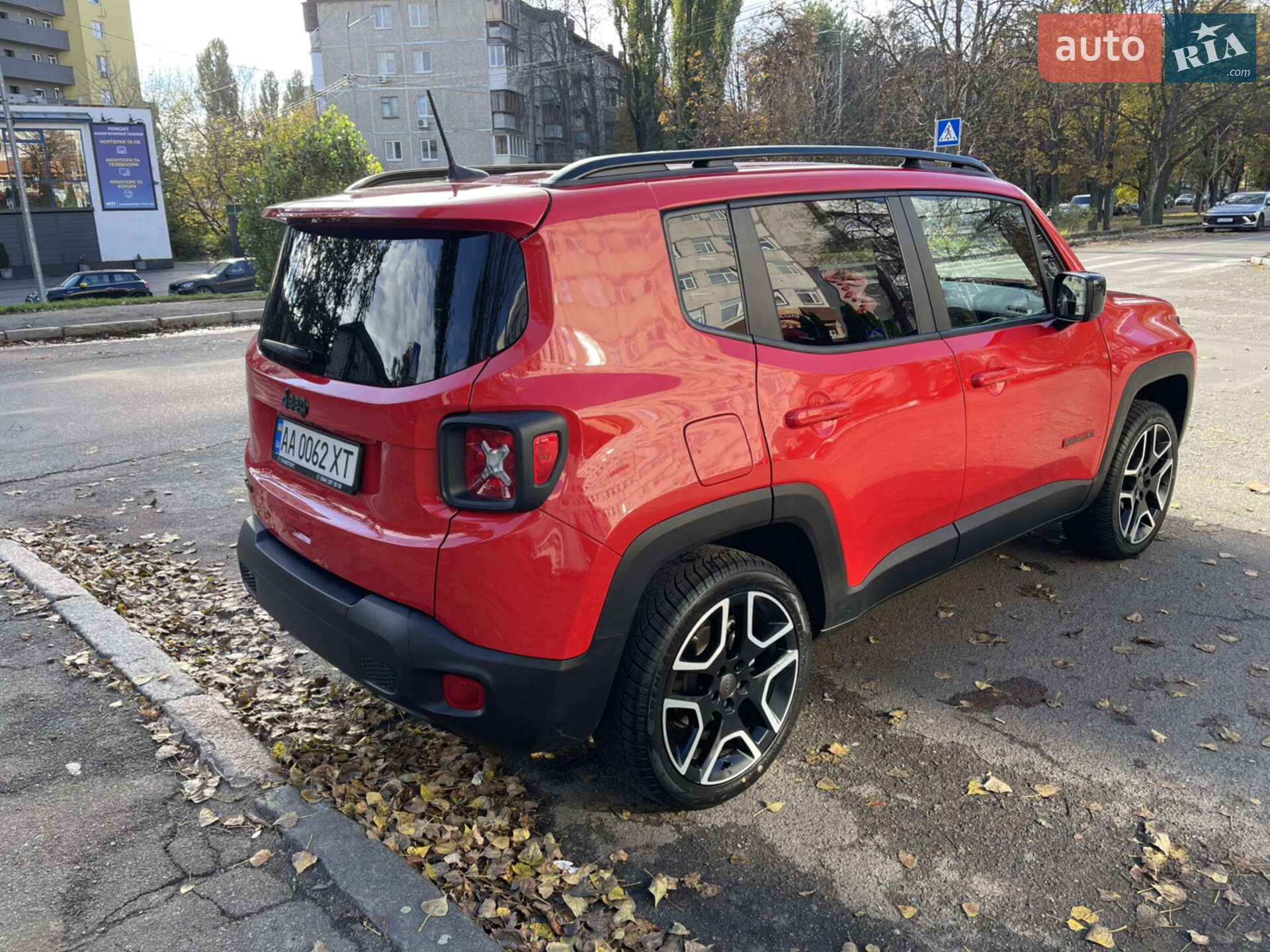 Jeep Renegade 2022 VIN ZACNJDB18NPN99440 фото оголошення 5 з 17