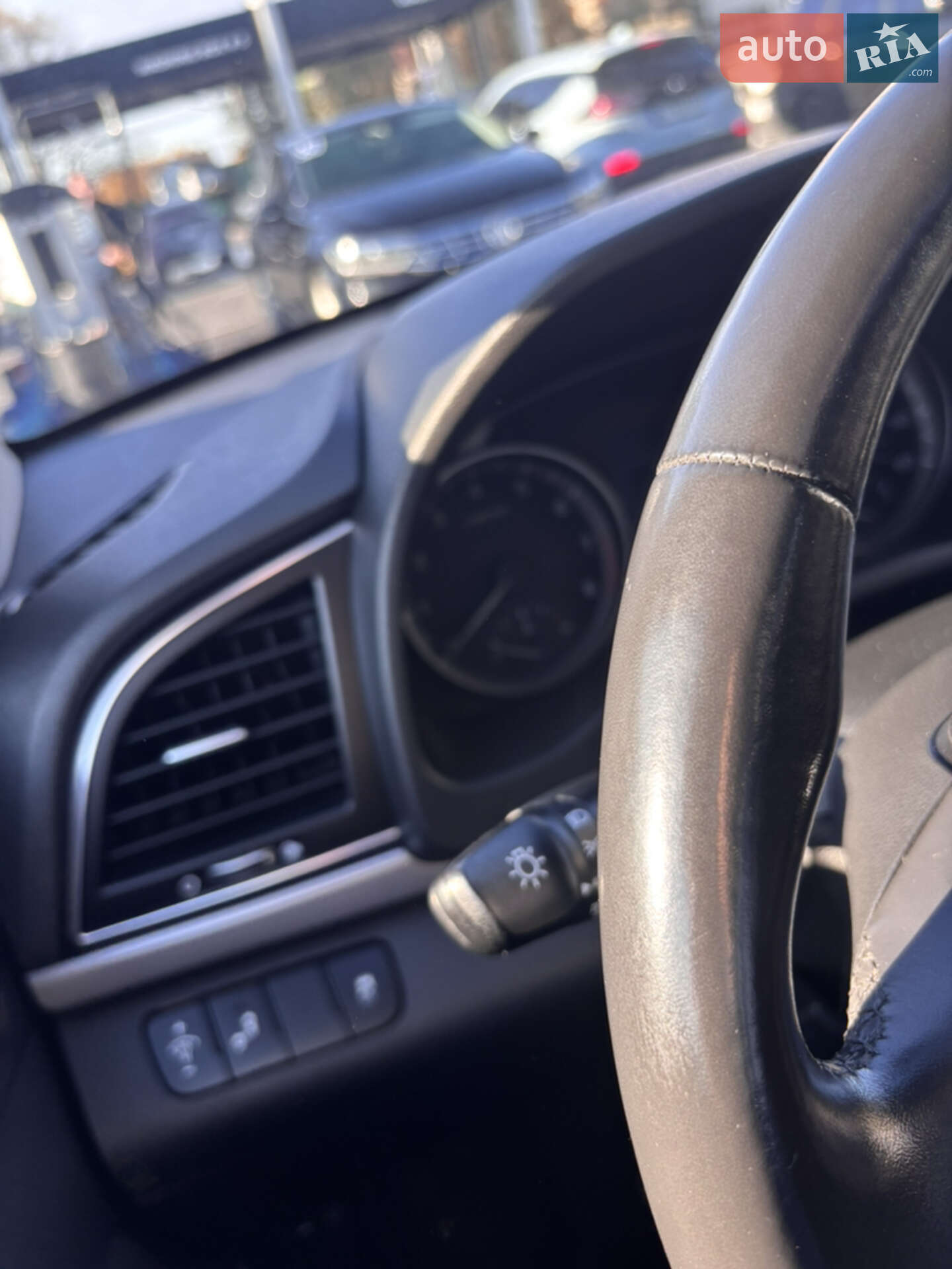 Hyundai Elantra 2016 VIN KMHD84LF7HU362537 фото оголошення 4 з 30