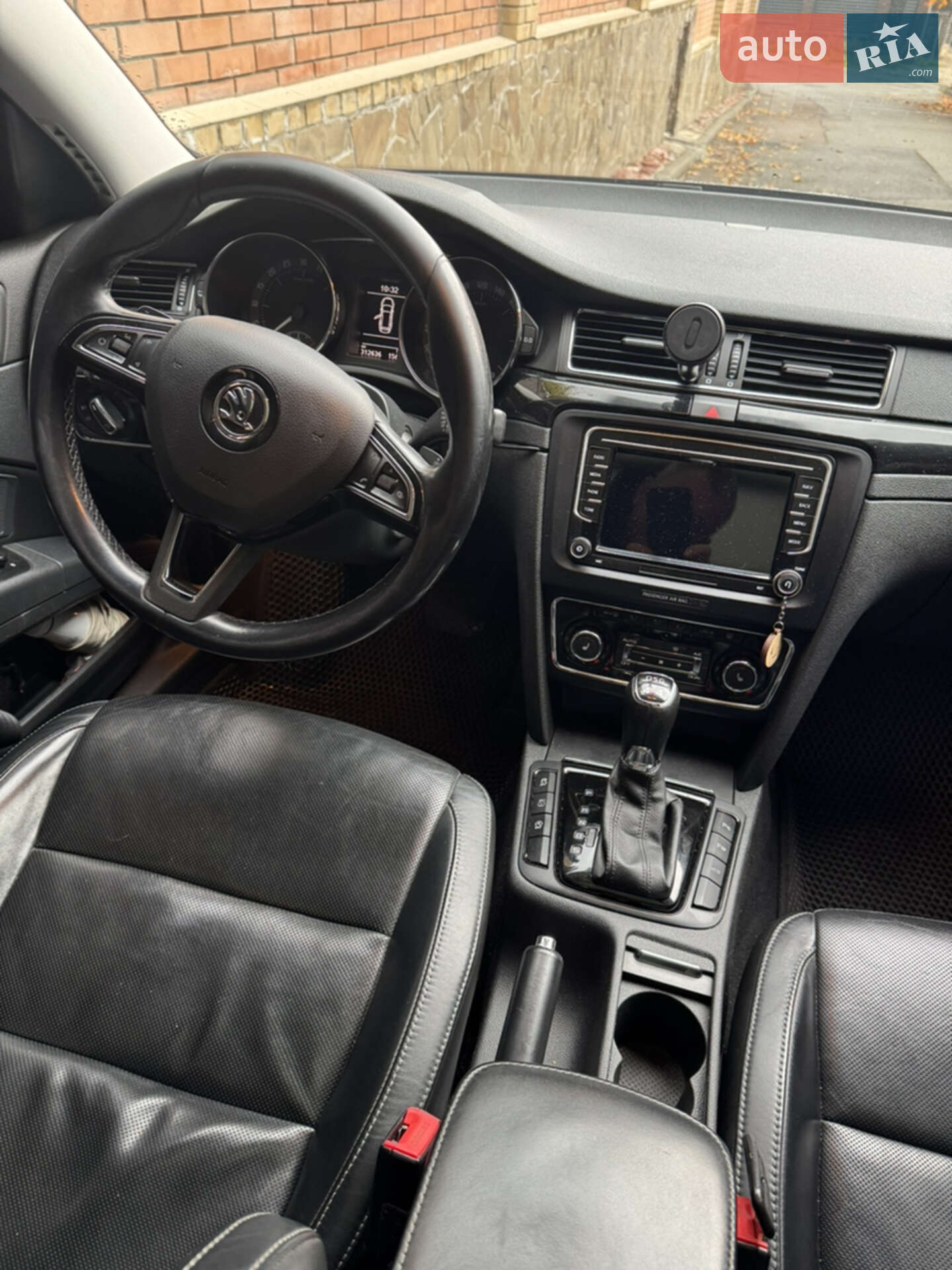 Skoda Superb 2014 VIN TMBLF73T9F9019712 фото оголошення 4 з 9
