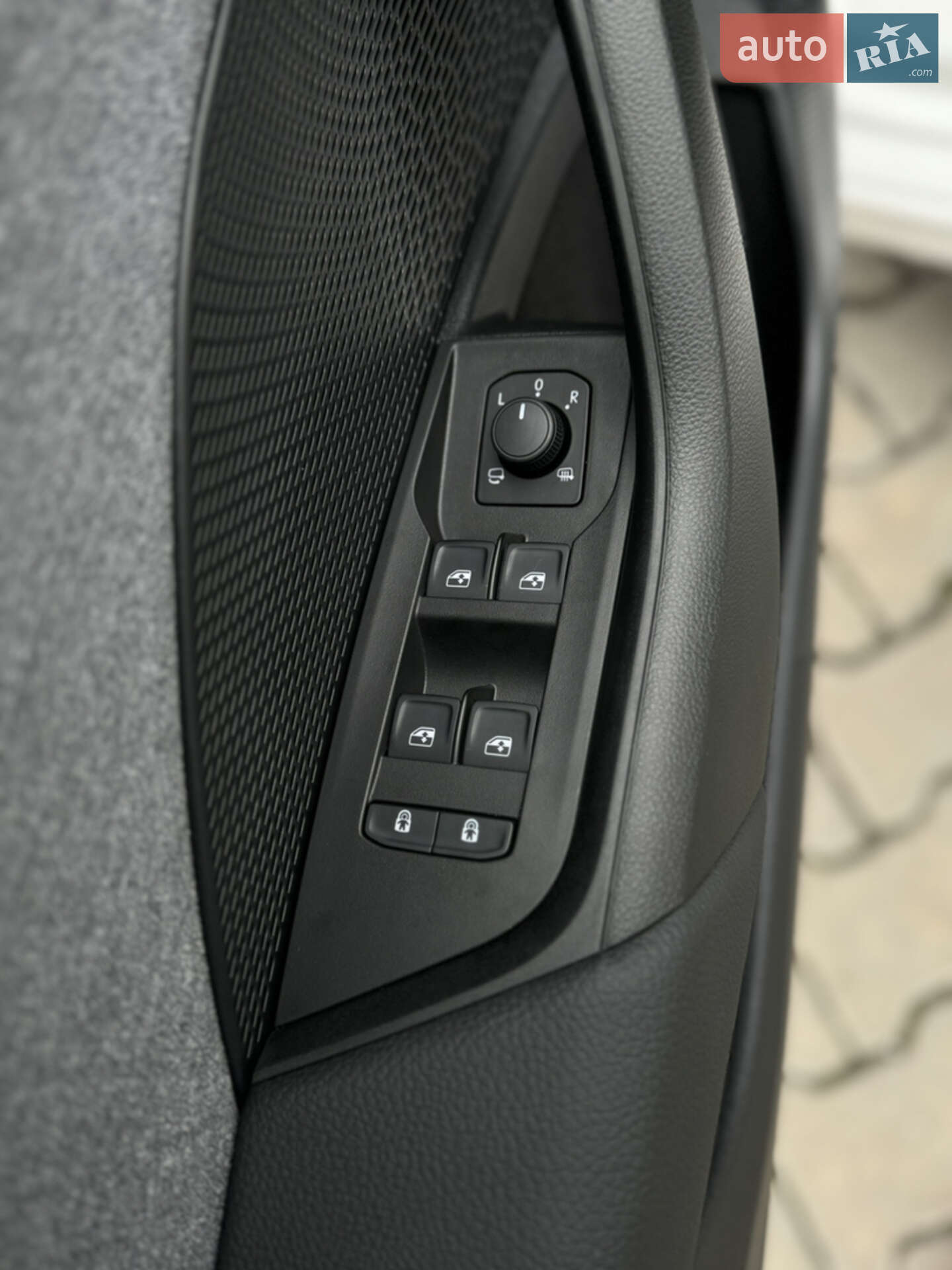 Skoda Octavia 2024 VIN TMBAR8NX7SY053622 фото оголошення 16 з 42