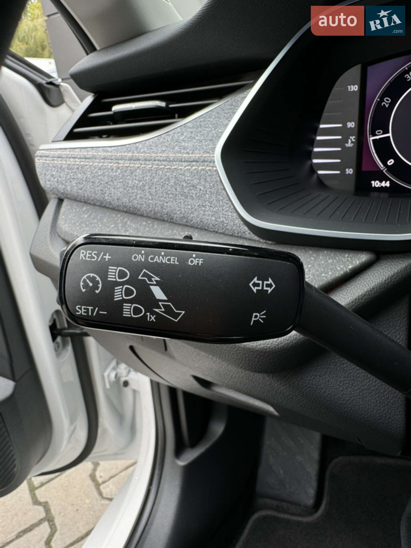 Skoda Octavia 2024 VIN TMBAR8NX7SY053622 фото оголошення 23 з 42