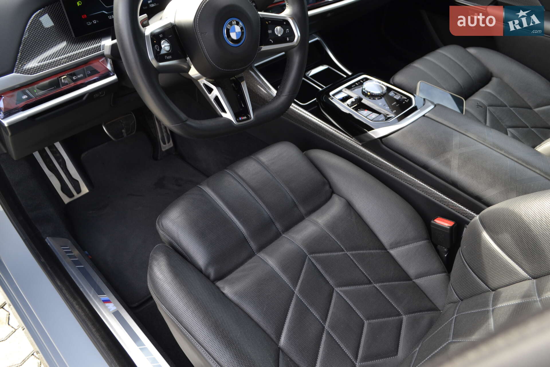 BMW i7 2022 VIN WBY51EJ030CK93369 фото оголошення 34 з 48