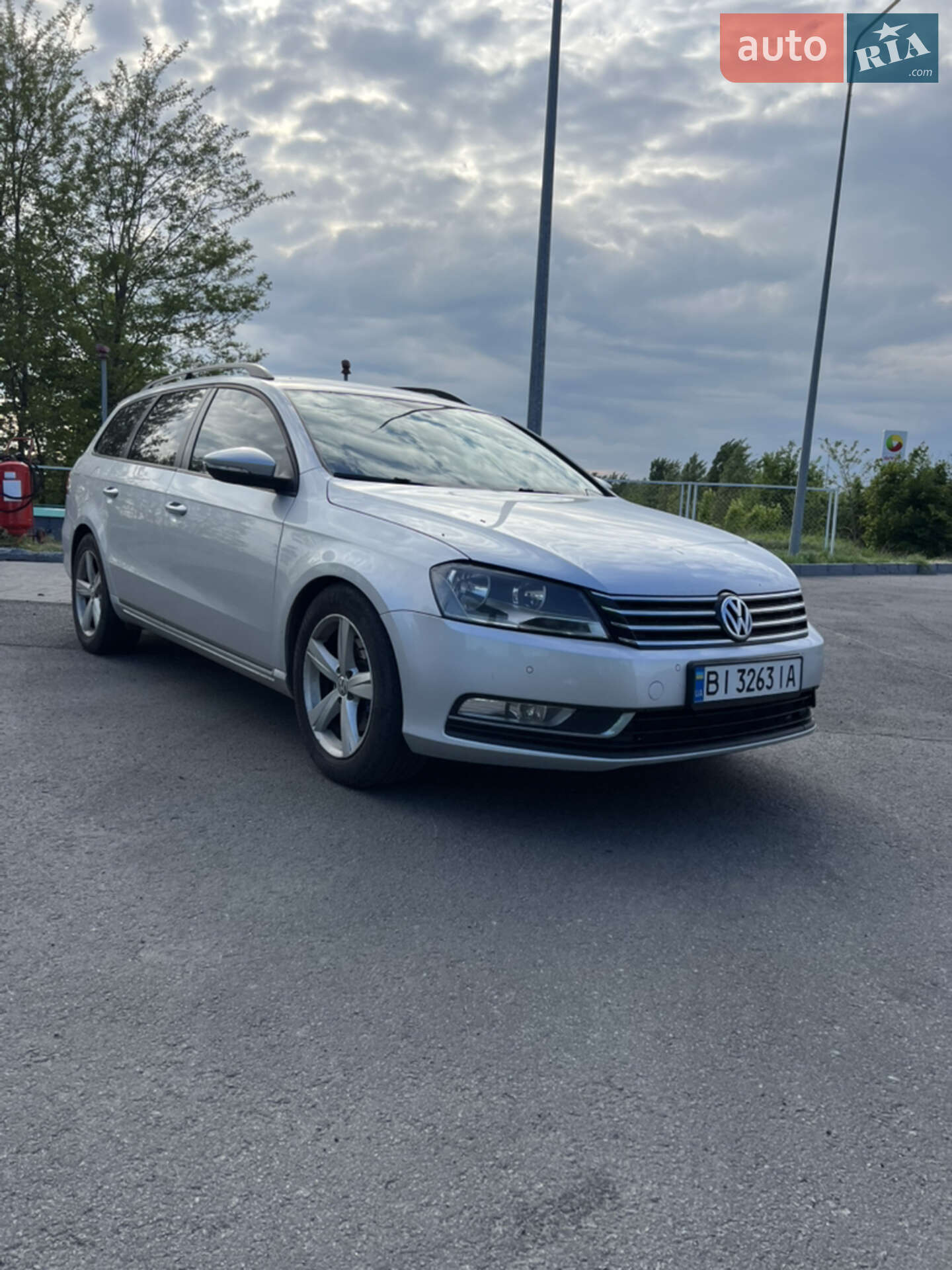 Volkswagen Passat 2012 VIN WVWZZZ3CZDE013052 фото оголошення 9 з 17