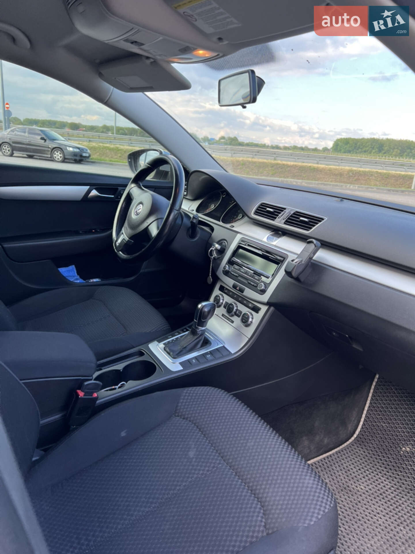 Volkswagen Passat 2012 VIN WVWZZZ3CZDE013052 фото оголошення 15 з 17