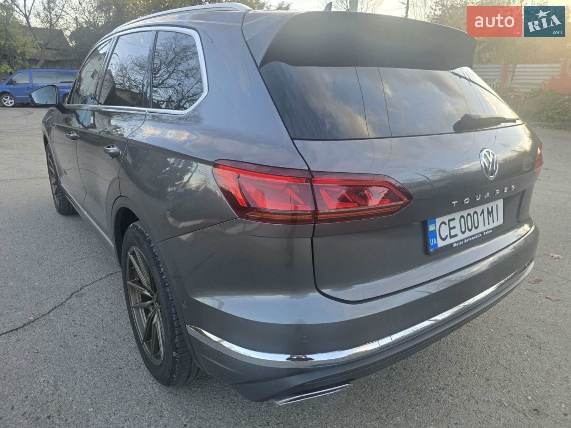 Volkswagen Touareg 2019 VIN WVGZZZCRZKD040400 фото оголошення 30 з 35