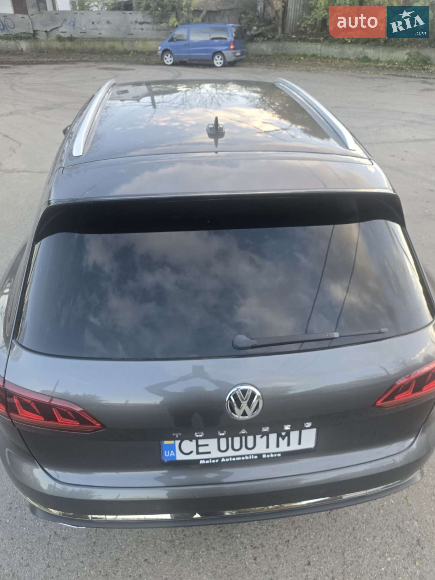 Volkswagen Touareg 2019 VIN WVGZZZCRZKD040400 фото оголошення 31 з 35