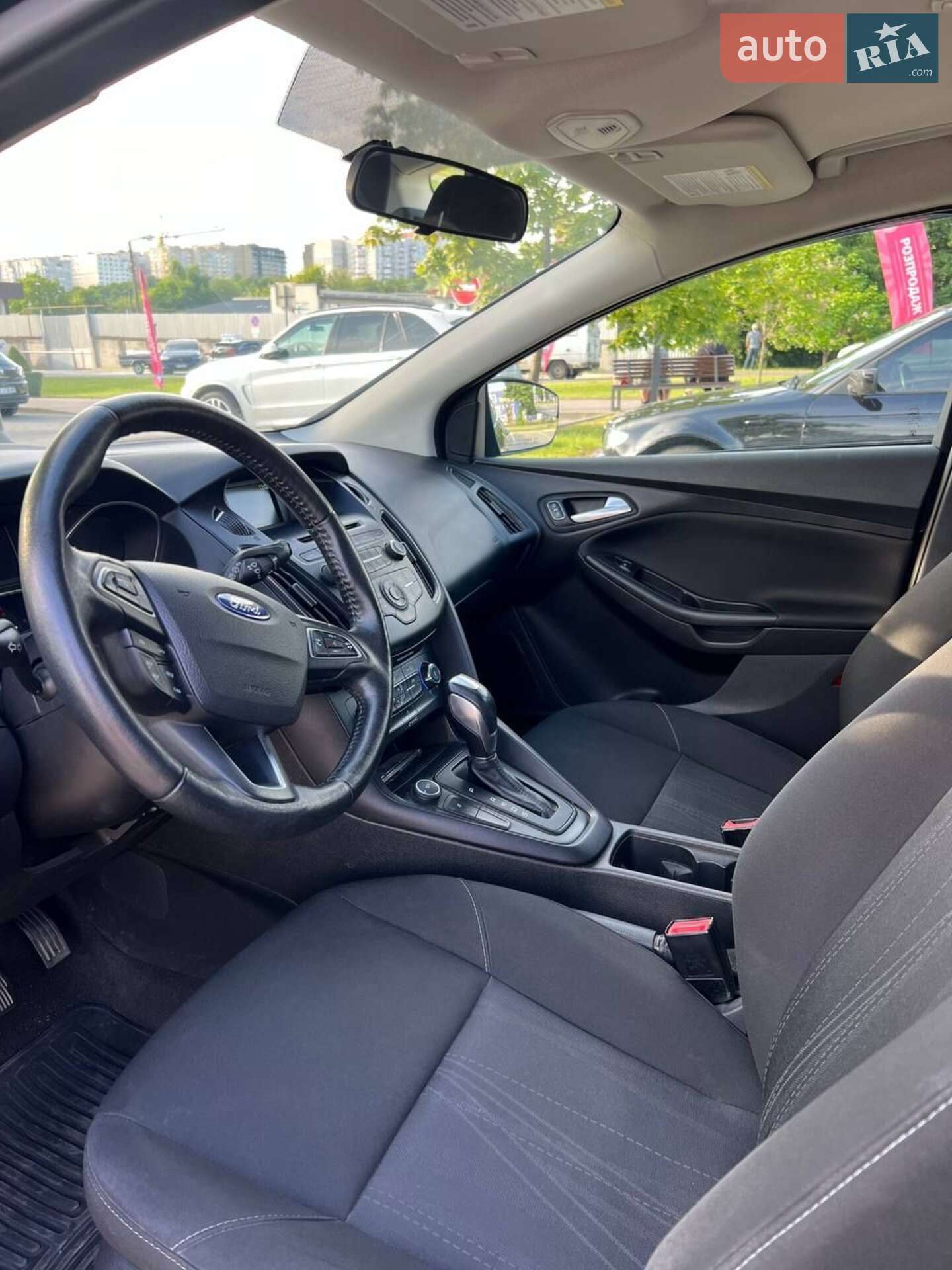 Ford Focus 2015 VIN 1FADP3K27FL381145 фото оголошення 4 з 7