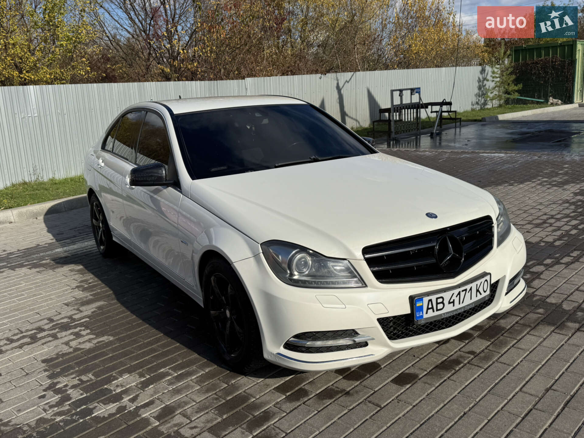 Mercedes-Benz C-Class 2011 VIN WDD2040491A651153 фото оголошення 88 з 260