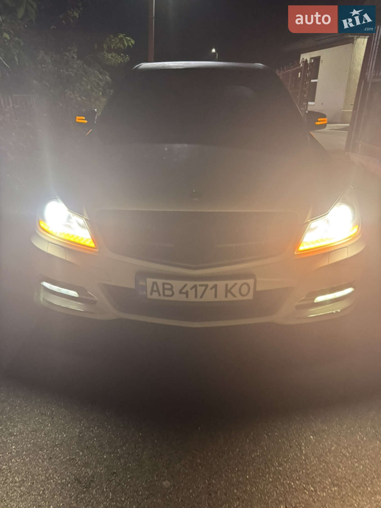 Mercedes-Benz C-Class 2011 VIN WDD2040491A651153 фото оголошення 112 з 260