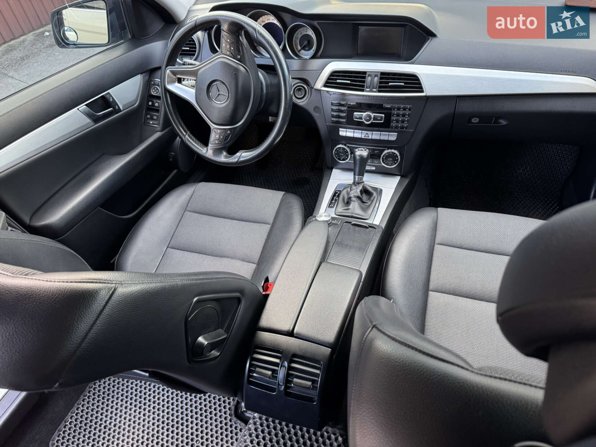 Mercedes-Benz C-Class 2011 VIN WDD2040491A651153 фото оголошення 128 з 260