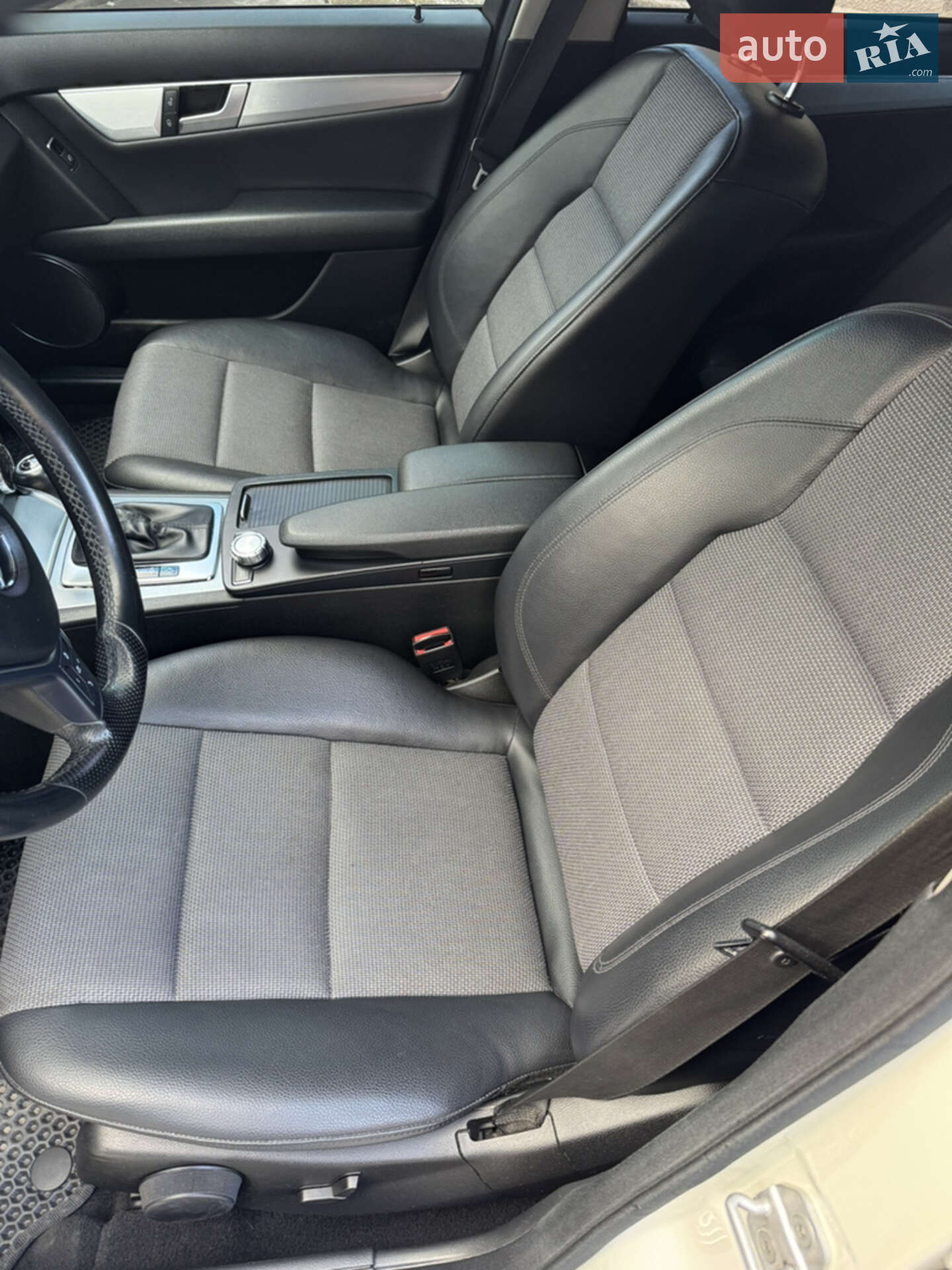 Mercedes-Benz C-Class 2011 VIN WDD2040491A651153 фото оголошення 133 з 260