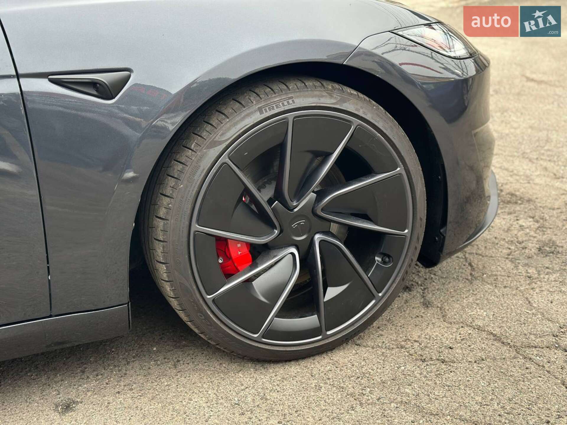 Tesla Model 3 2024 VIN 5YJ3E1ET5RF781734 фото оголошення 7 з 13