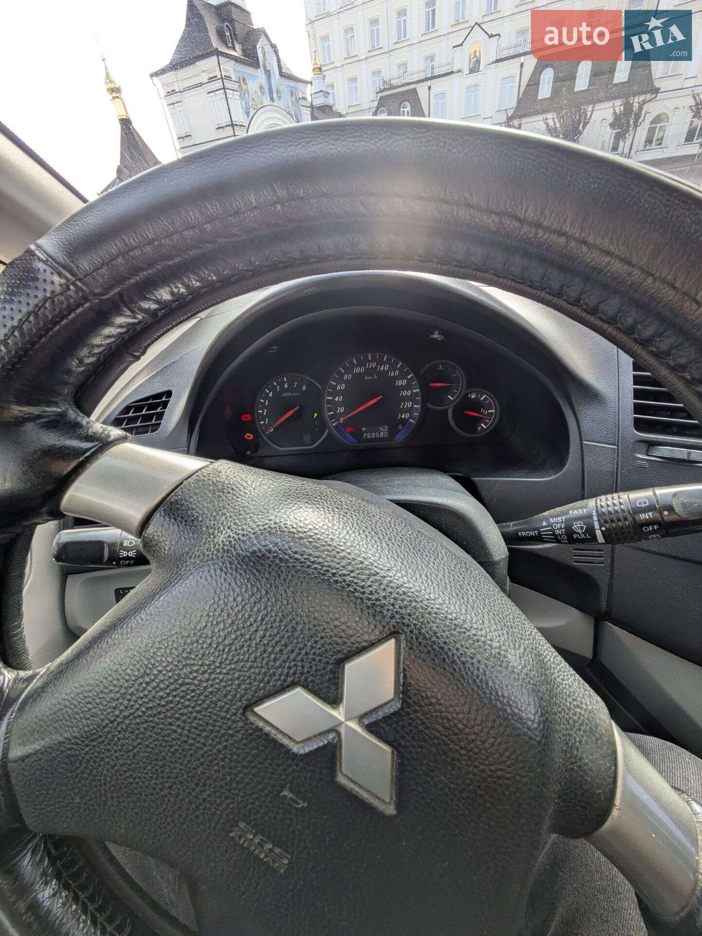 Mitsubishi Grandis 2007 VIN JMBLRNA4W8Z000585 фото оголошення 10 з 15