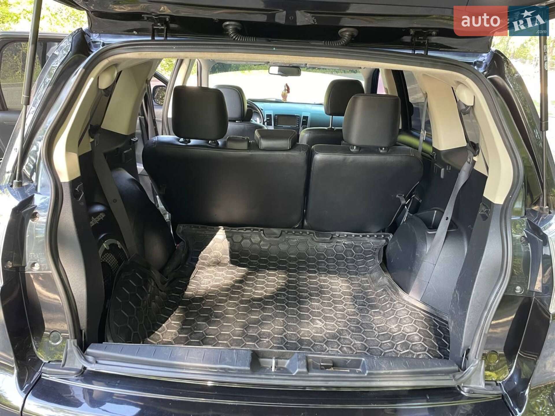 Mitsubishi Outlander XL 2012 VIN JA4JT5AX2DU012177 фото оголошення 5 з 21