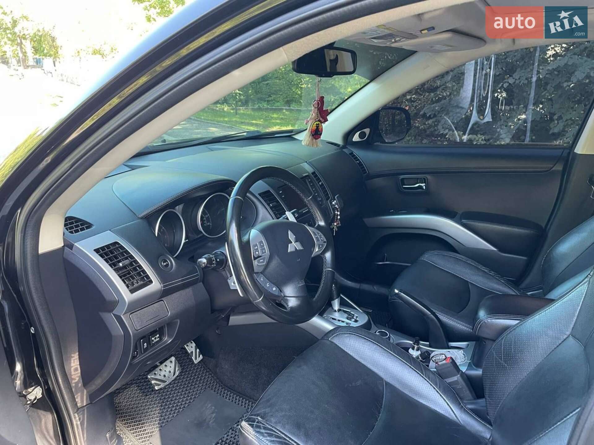 Mitsubishi Outlander XL 2012 VIN JA4JT5AX2DU012177 фото оголошення 8 з 21