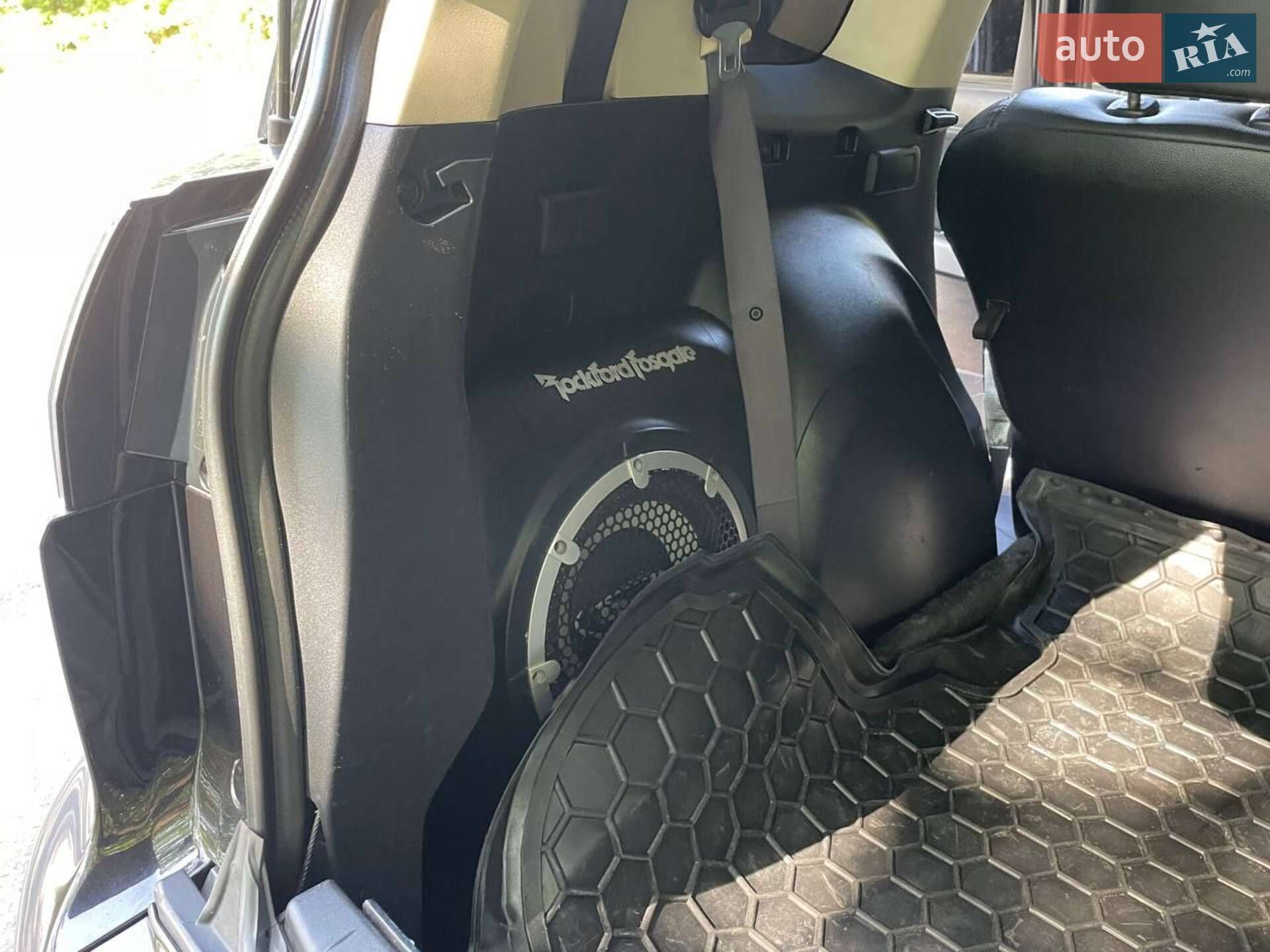 Mitsubishi Outlander XL 2012 VIN JA4JT5AX2DU012177 фото оголошення 9 з 21