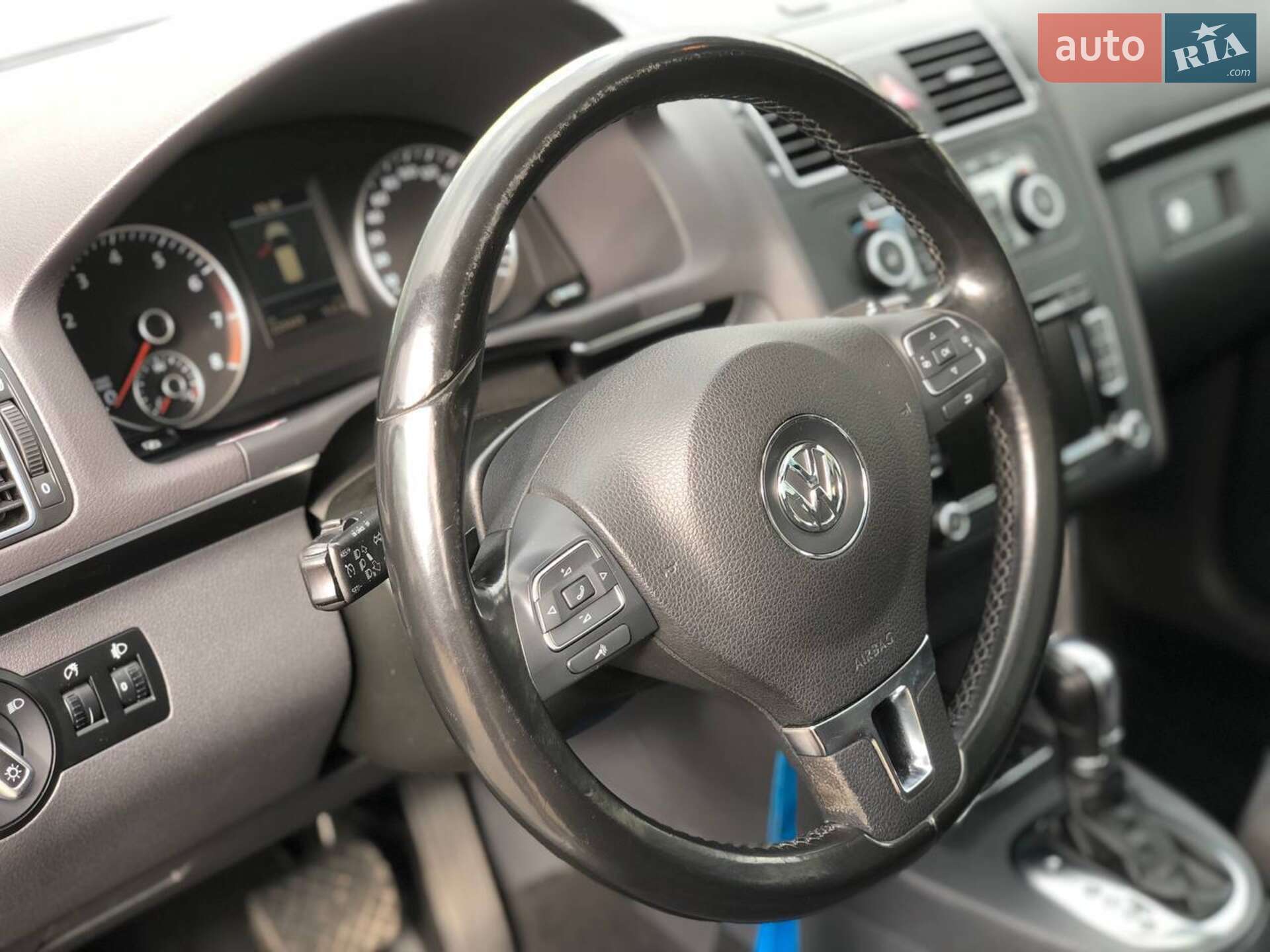 Volkswagen Touran 2011 VIN WVGZZZ1TZCW026001 фото оголошення 40 з 56