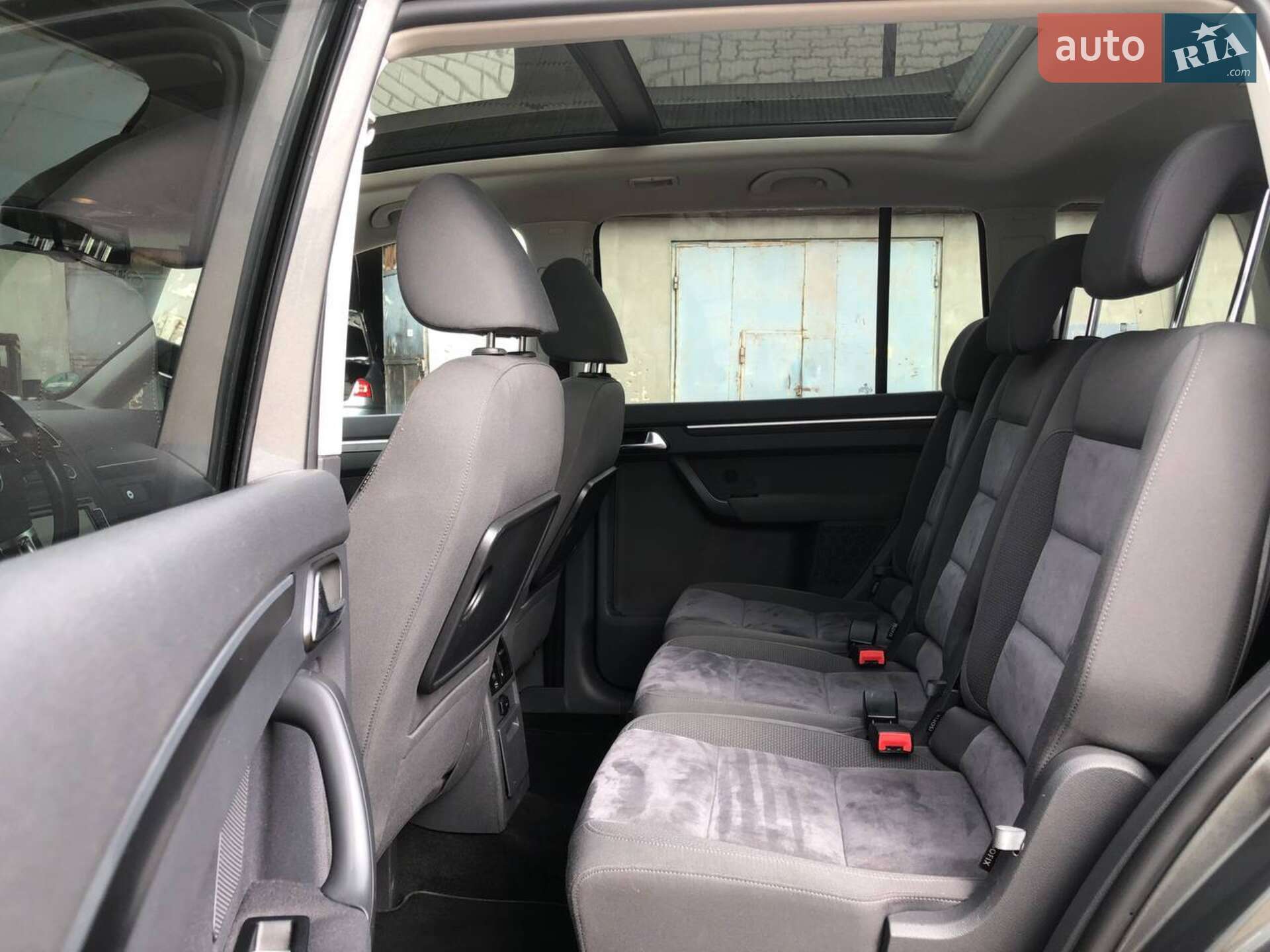 Volkswagen Touran 2011 VIN WVGZZZ1TZCW026001 фото оголошення 49 з 56