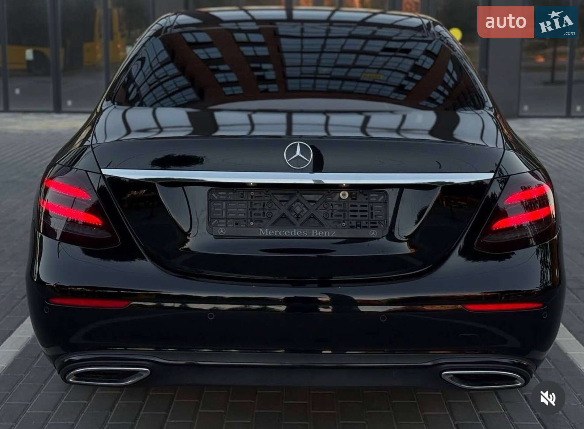 Mercedes-Benz E-Class 2018 VIN WDD2130041A540076 фото оголошення 5 з 18