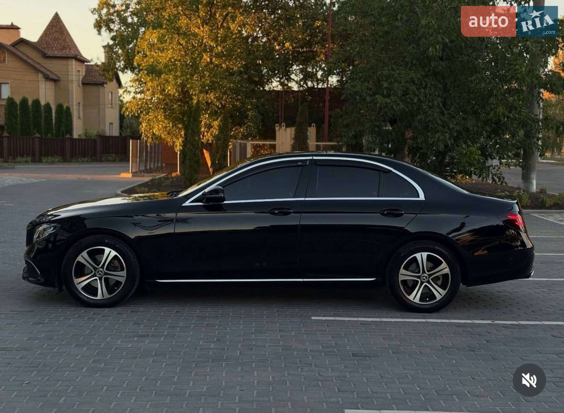 Mercedes-Benz E-Class 2018 VIN WDD2130041A540076 фото оголошення 3 з 18