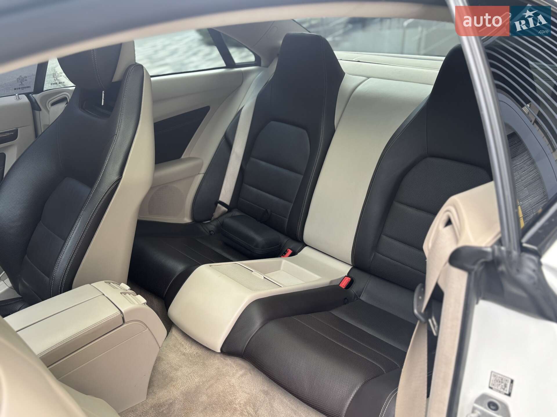 Mercedes-Benz E-Class 2016 VIN WDDKJ6FB4GF325331 фото оголошення 10 з 11