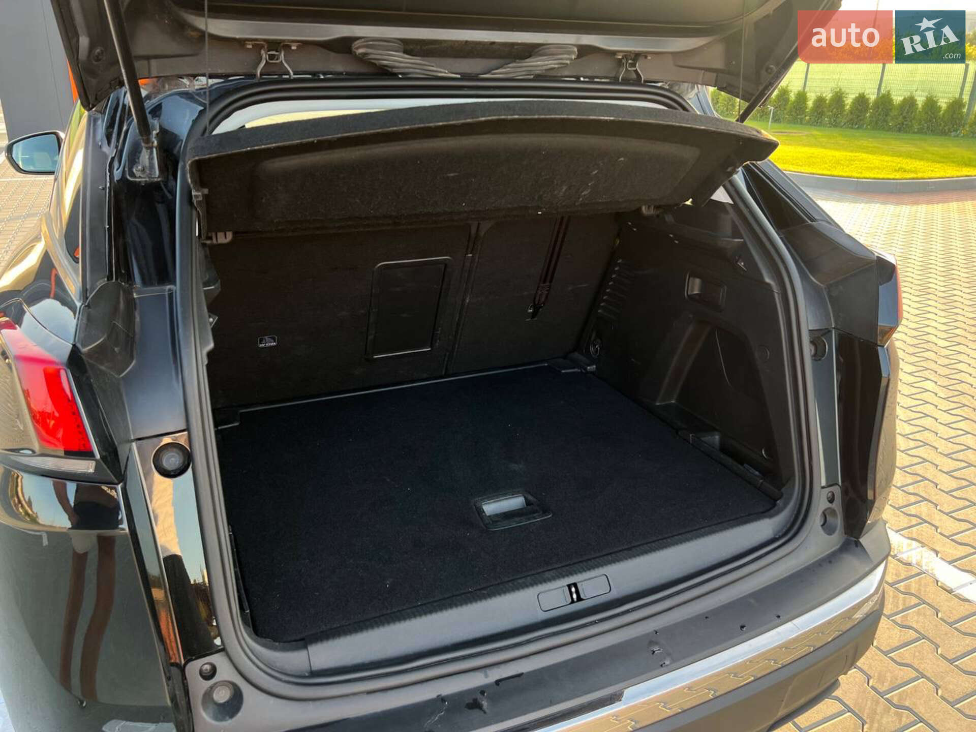 Peugeot 3008 2019 VIN VF3MCYHZRKS282478 фото оголошення 17 з 22