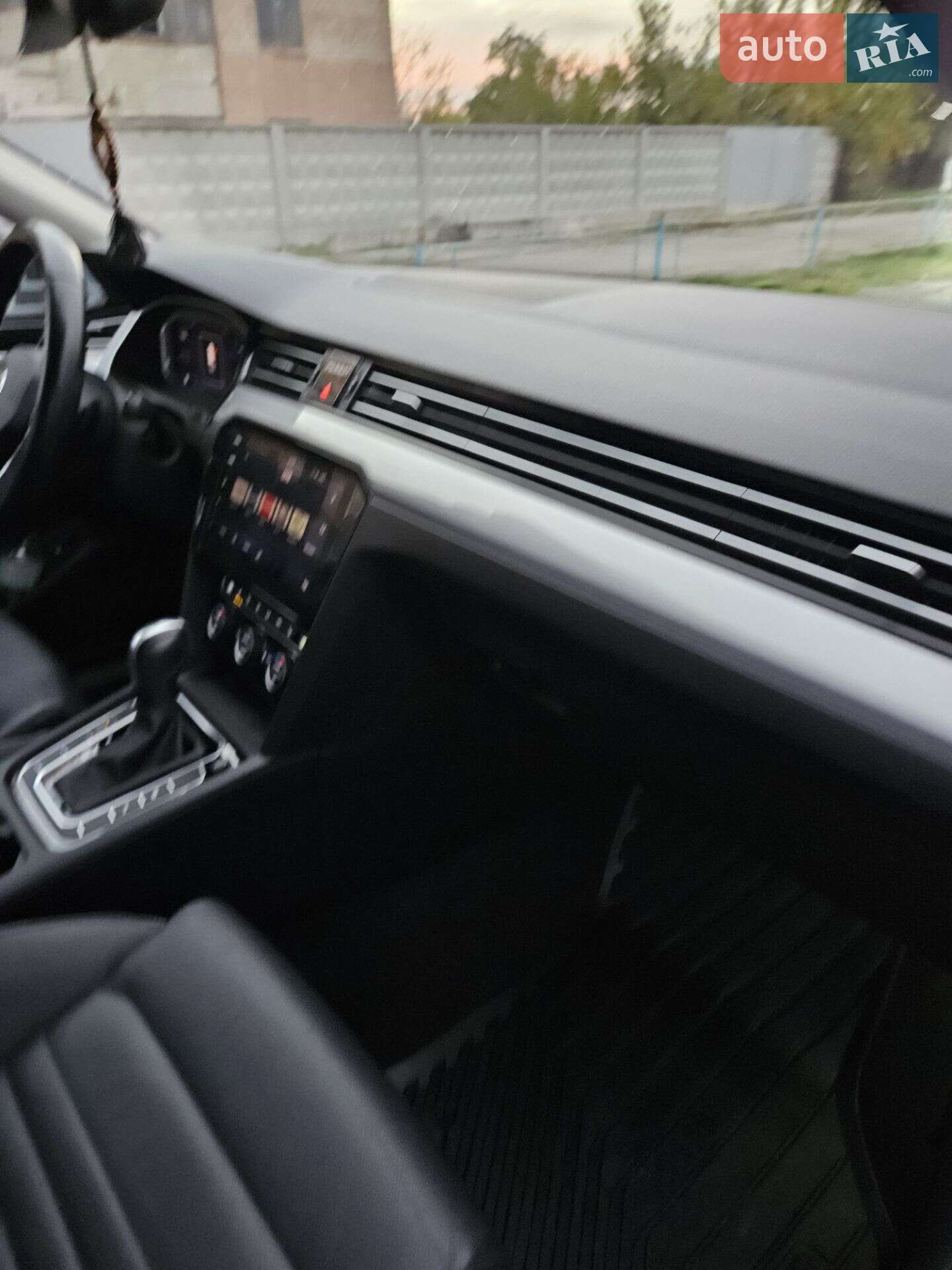 Volkswagen Passat 2020 VIN WVWZZZ3CZLE099488 фото оголошення 6 з 15